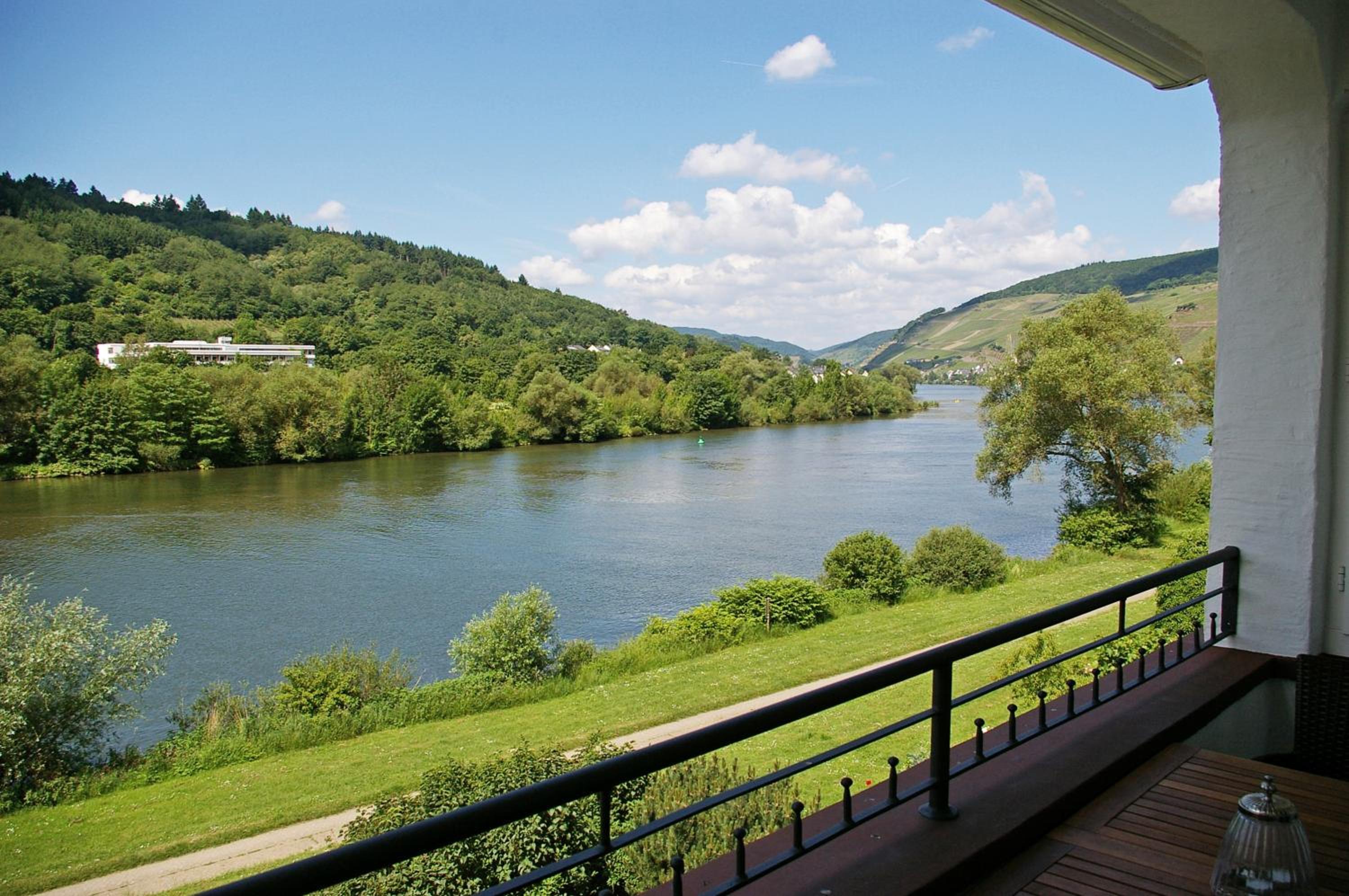 Ferienhaus Inselblick in Traumlage mit Balkon und Panoramablick