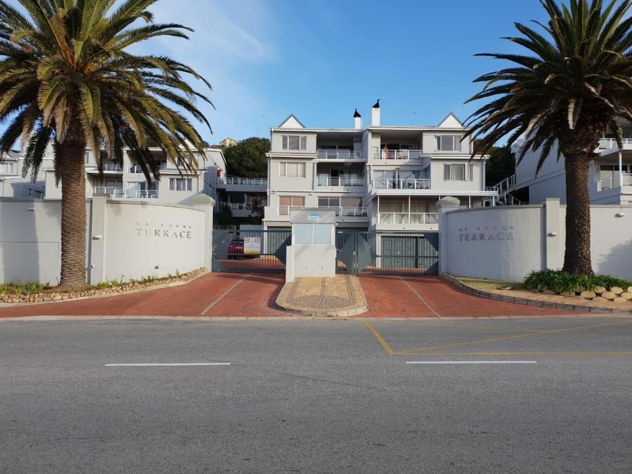 82 De Bakke Terrace view 2
