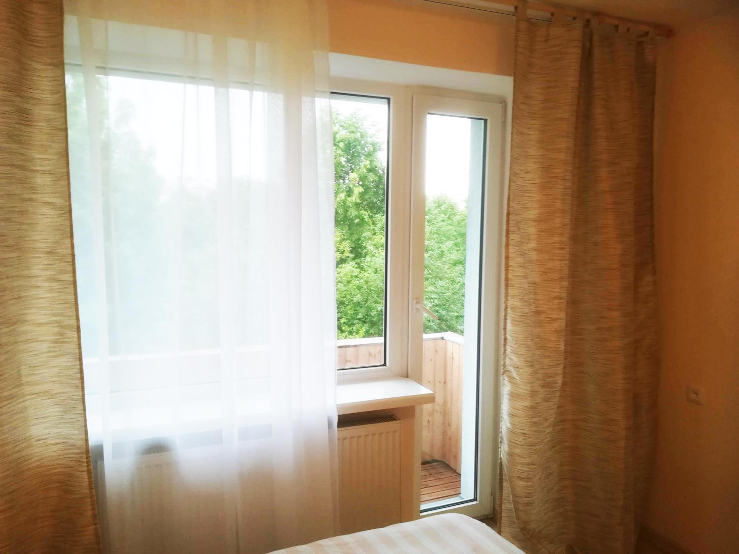 Couple getaway to a freshly renovated apartment view 5