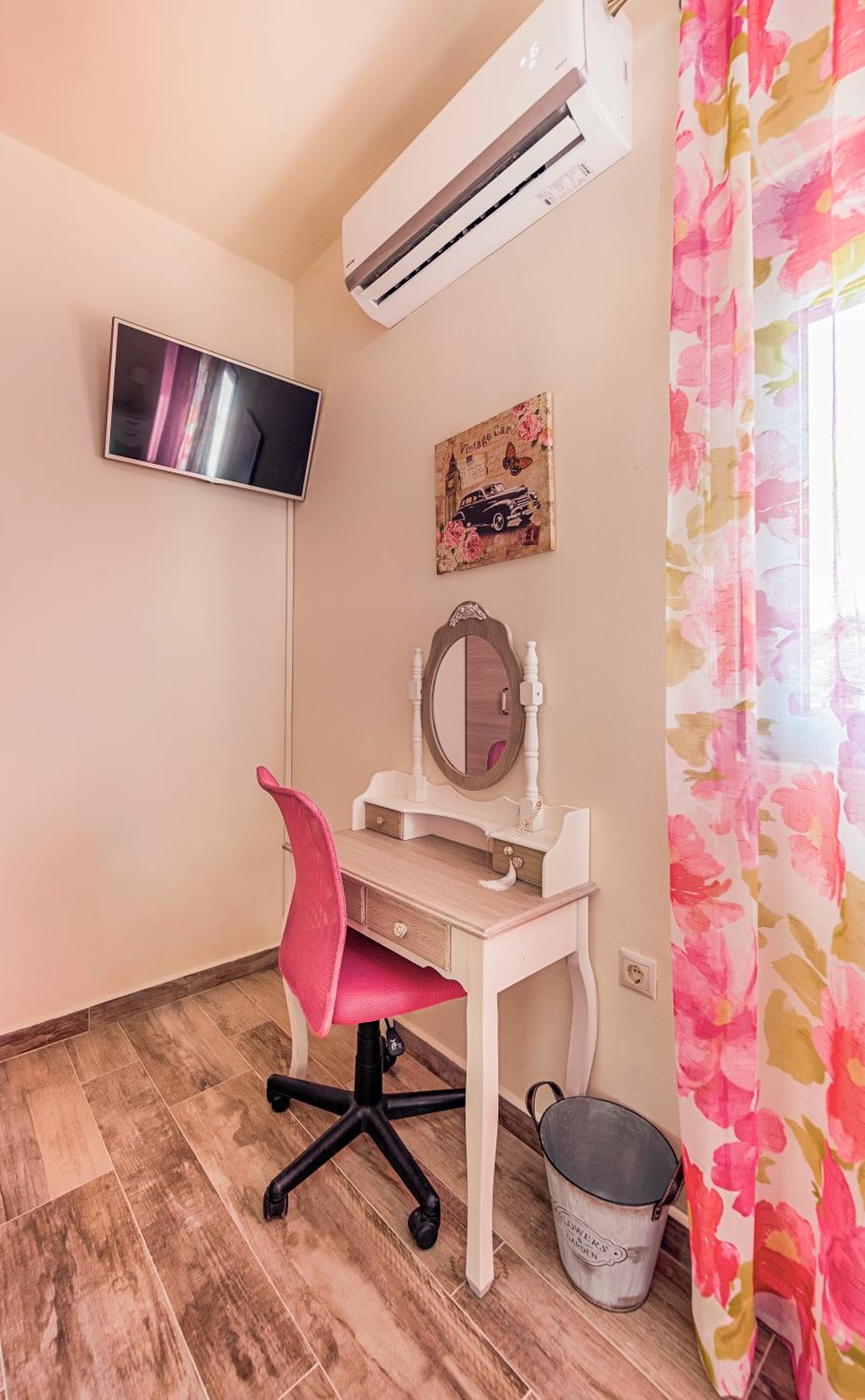 Lindos Vacations - Lindos Luxury Retro Villas - Property Image 16