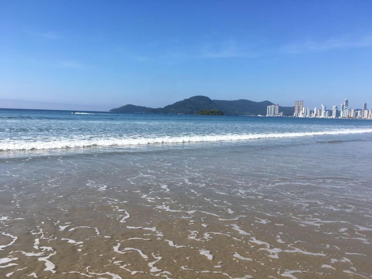 Fantástico apartamento Frente ao mar em Balneário Camboriú