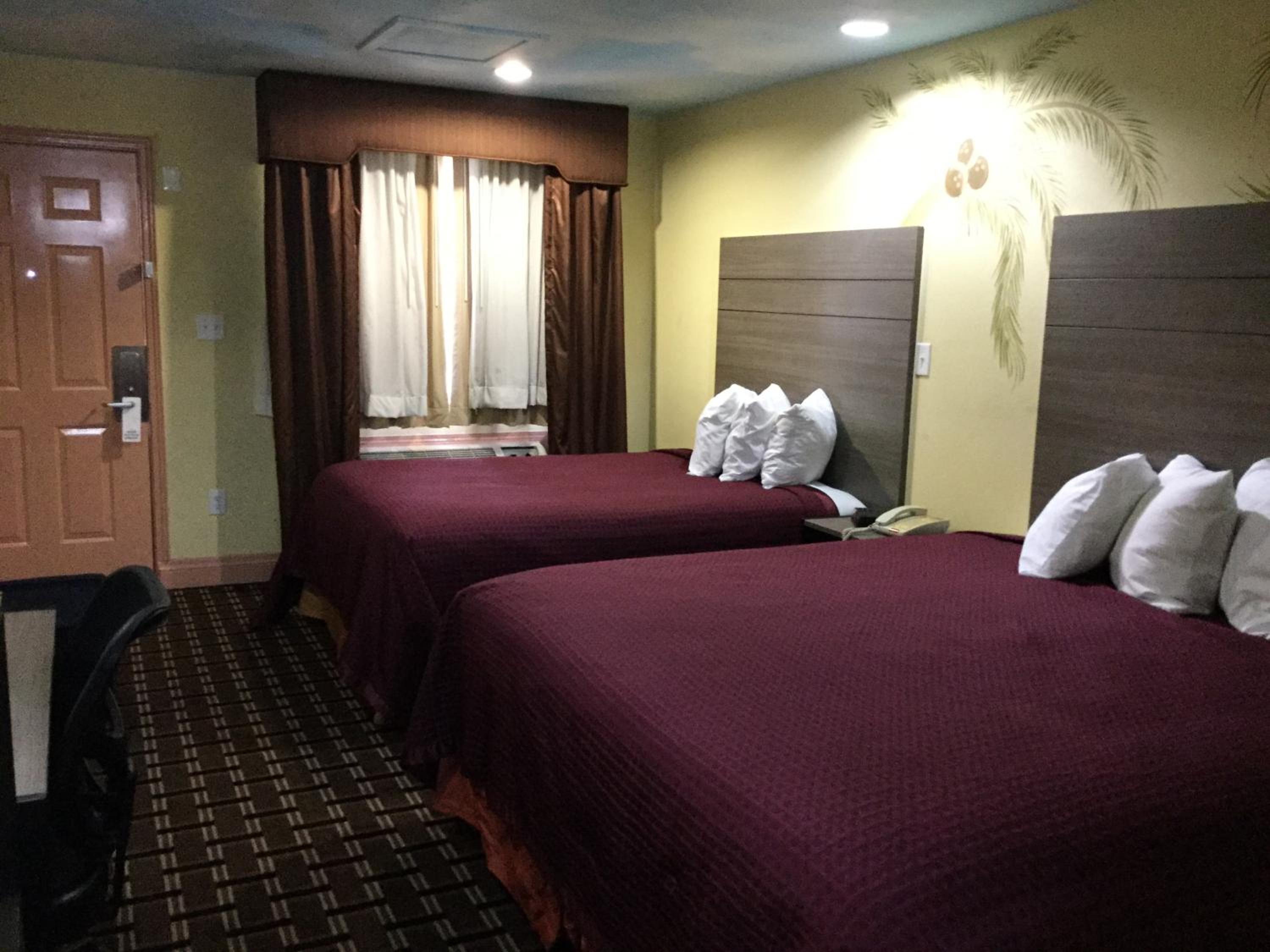 Luxury Inn and Suites Seaworld - Image 5