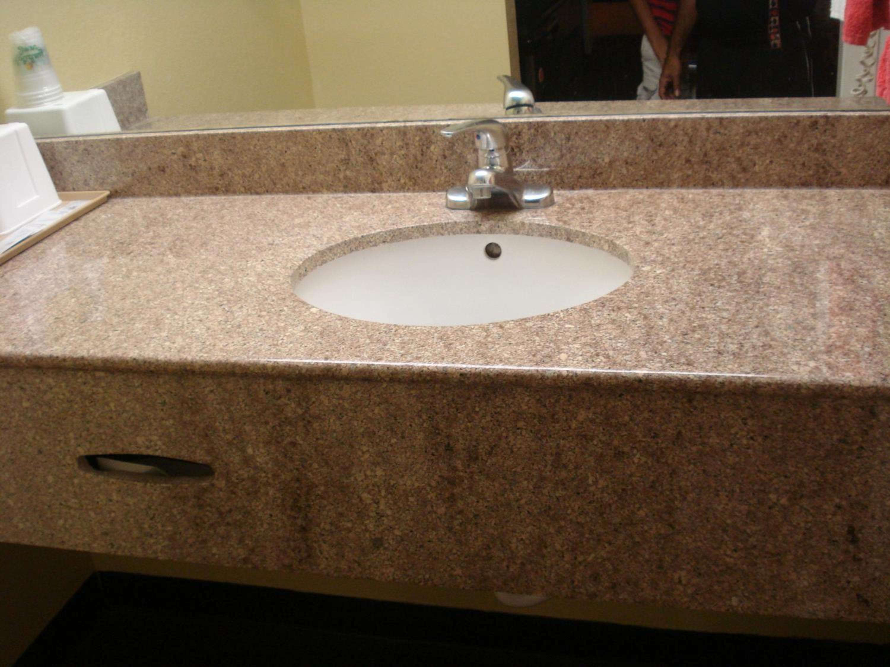 Luxury Inn and Suites Seaworld