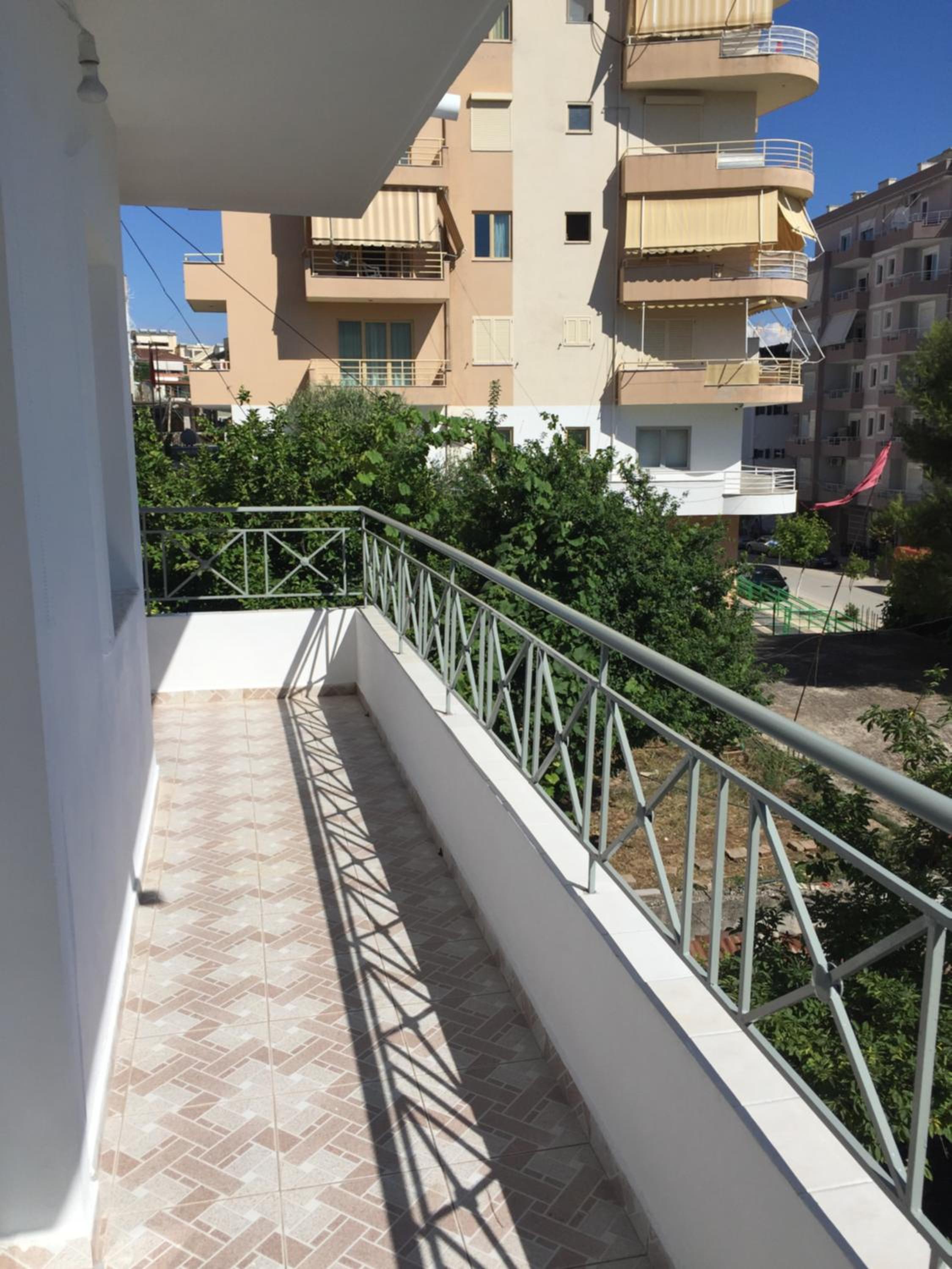 Vaso Apts