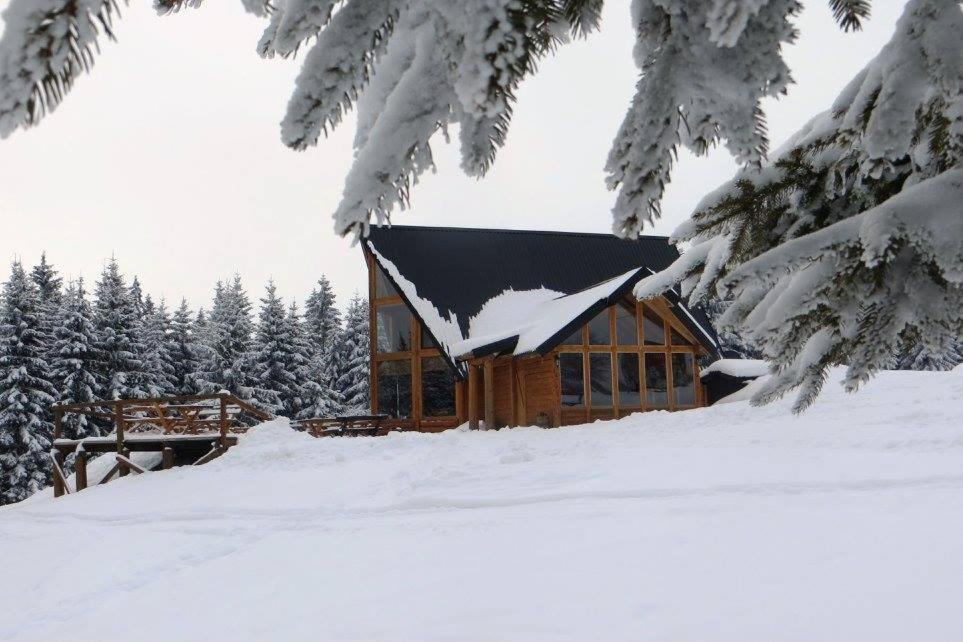 Mountain bungalows and a Hobbit House - Jazavčije Rupe view 2