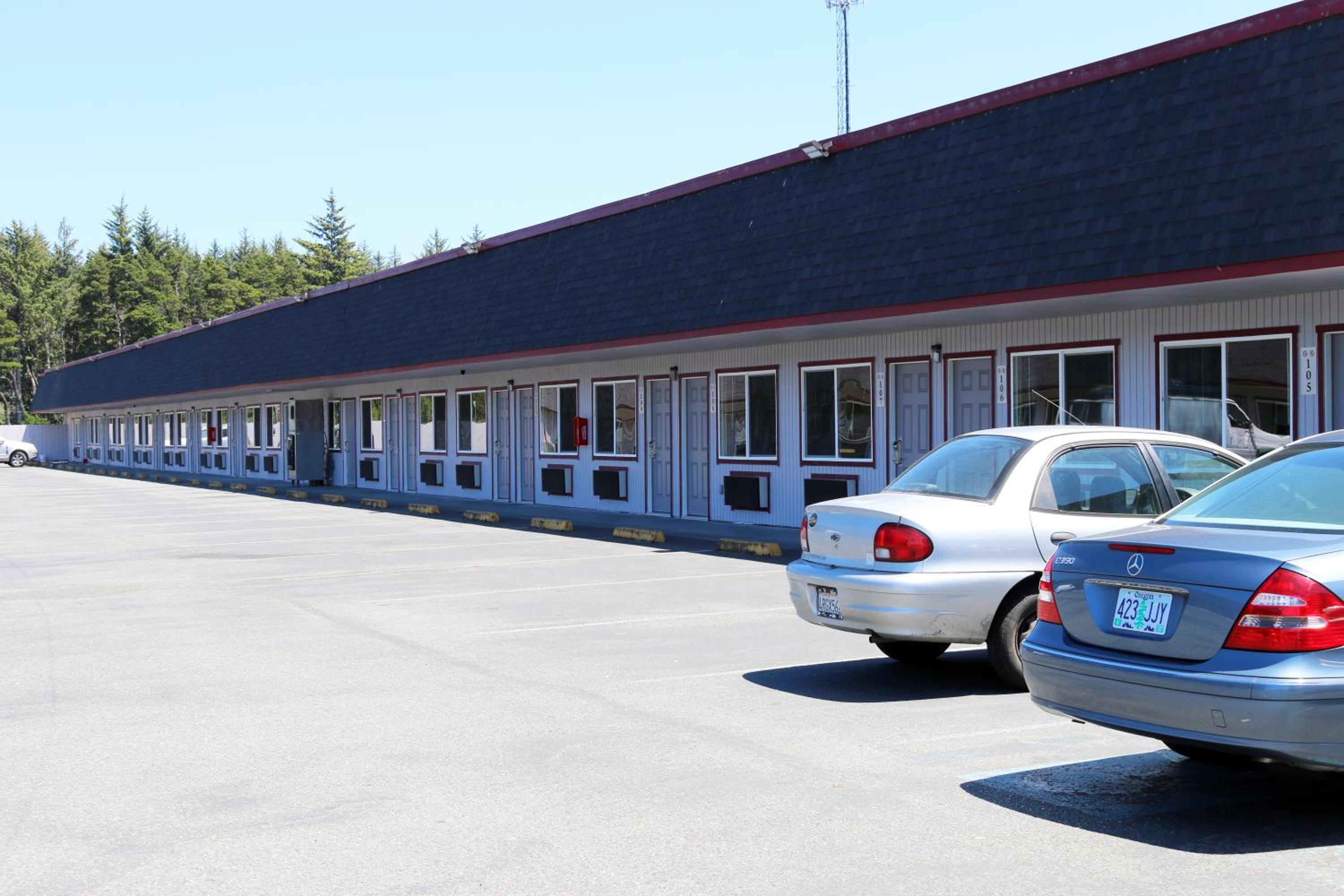Crescent City Vacations - Westward Inn - Property Image 6