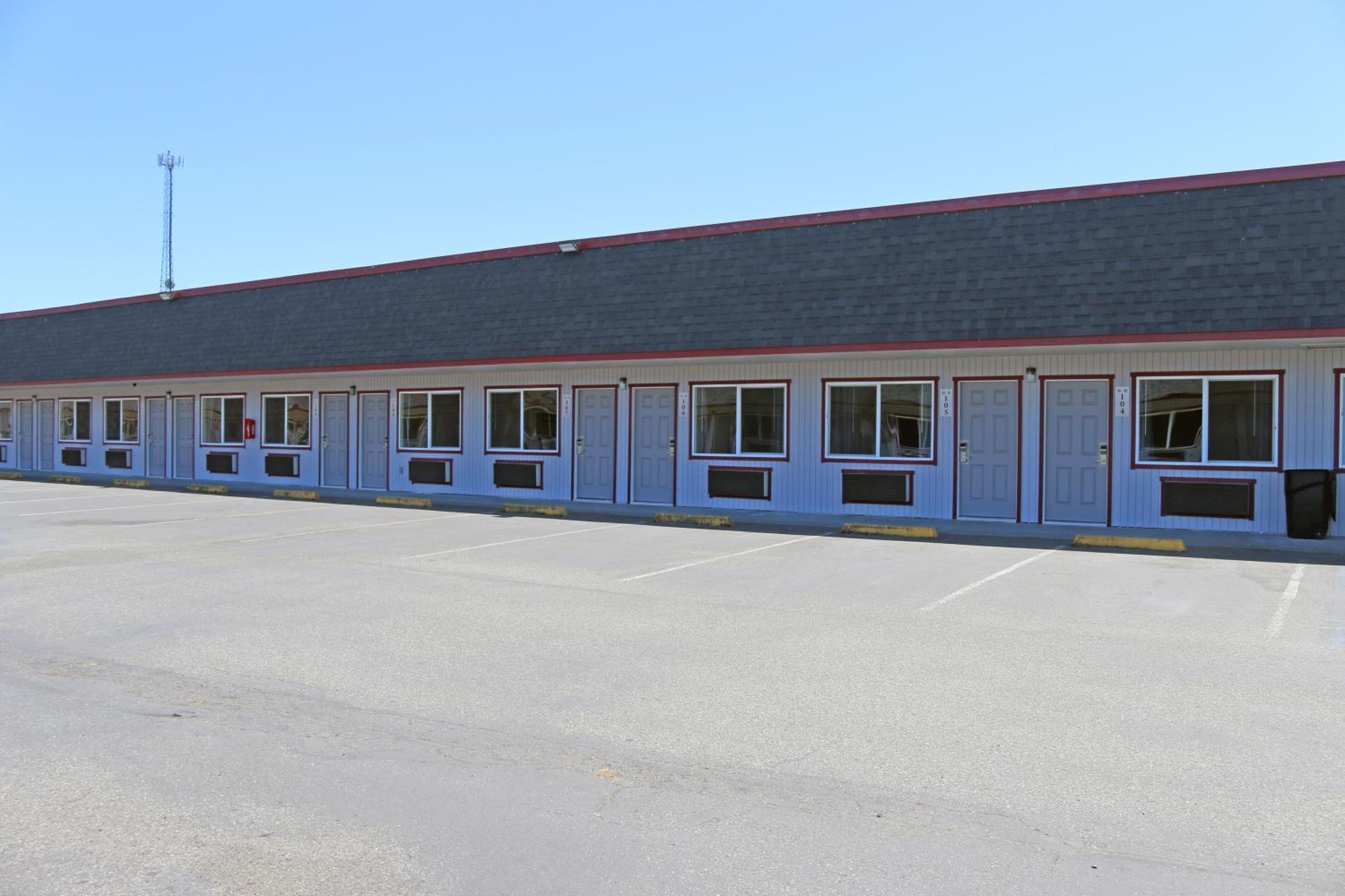 Crescent City Vacations - Westward Inn - Property Image 4