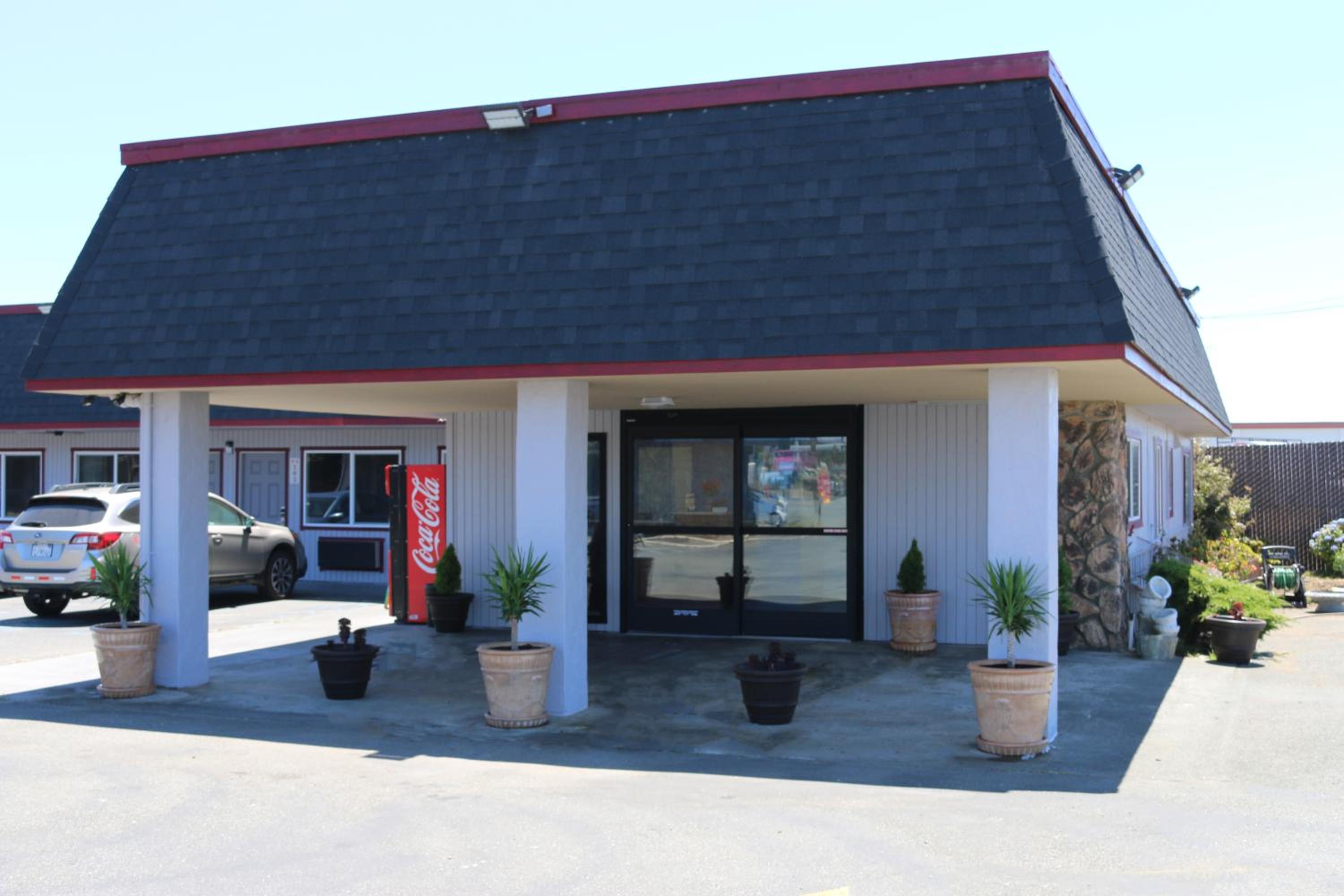 Crescent City Vacations - Westward Inn - Property Image 12