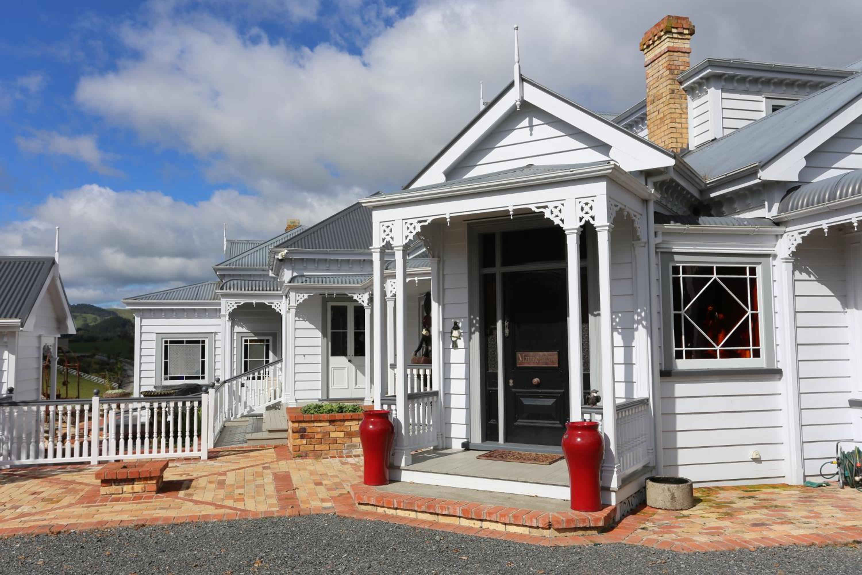 Maungakawa Villa view 2