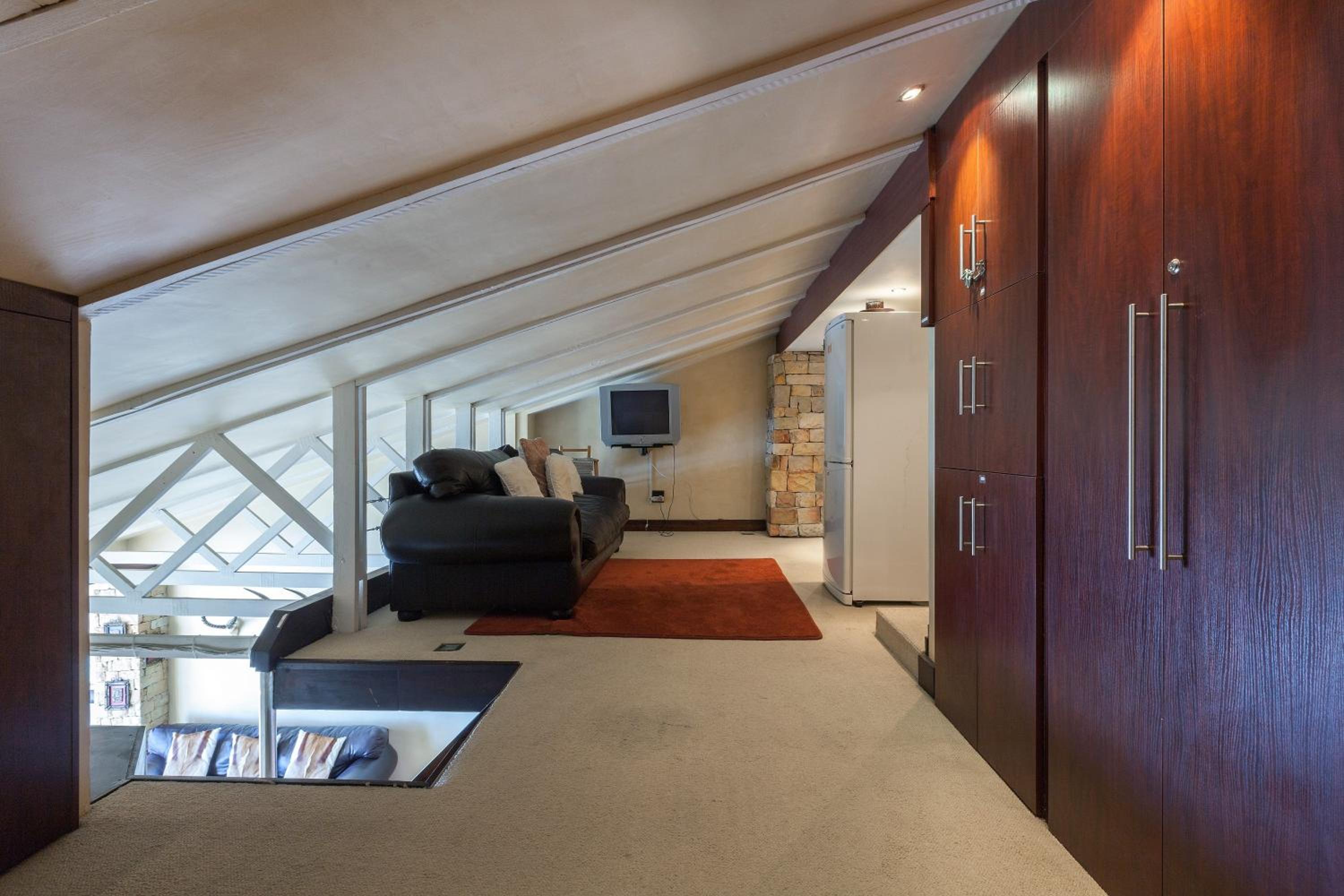 Leisure Bay 306 by CTHA