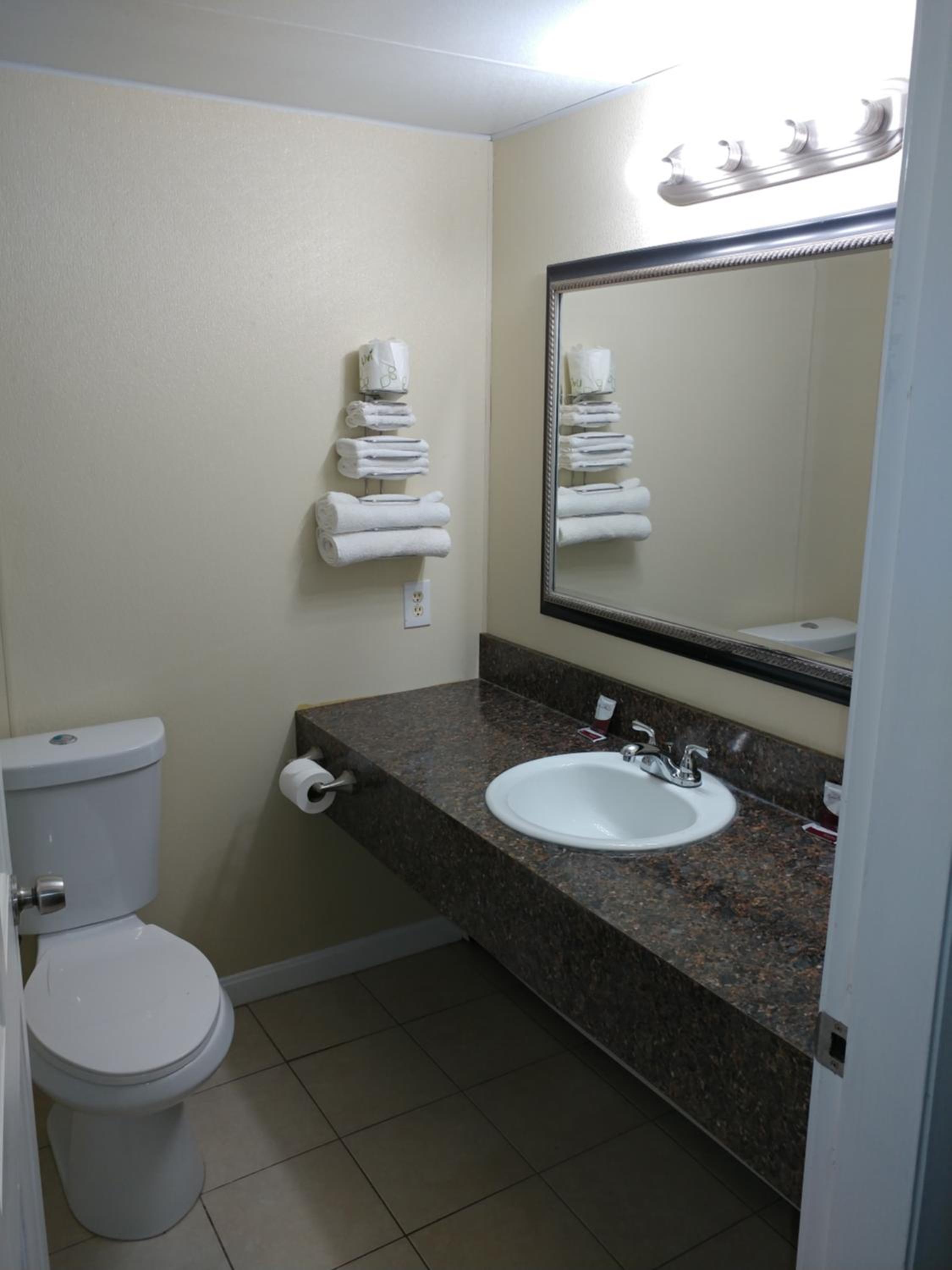 Maine Motel - Property Image 15