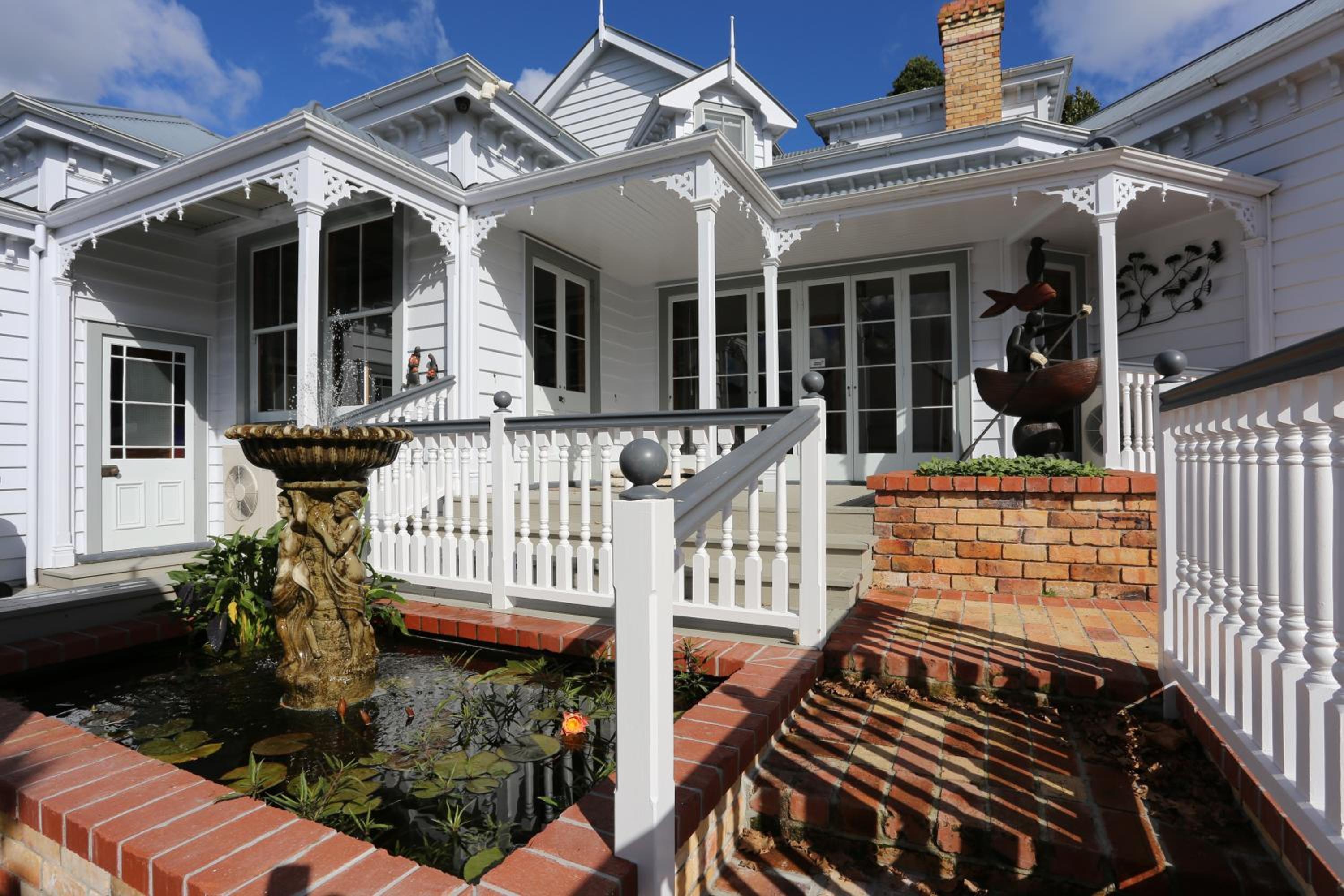 Maungakawa Villa view 3