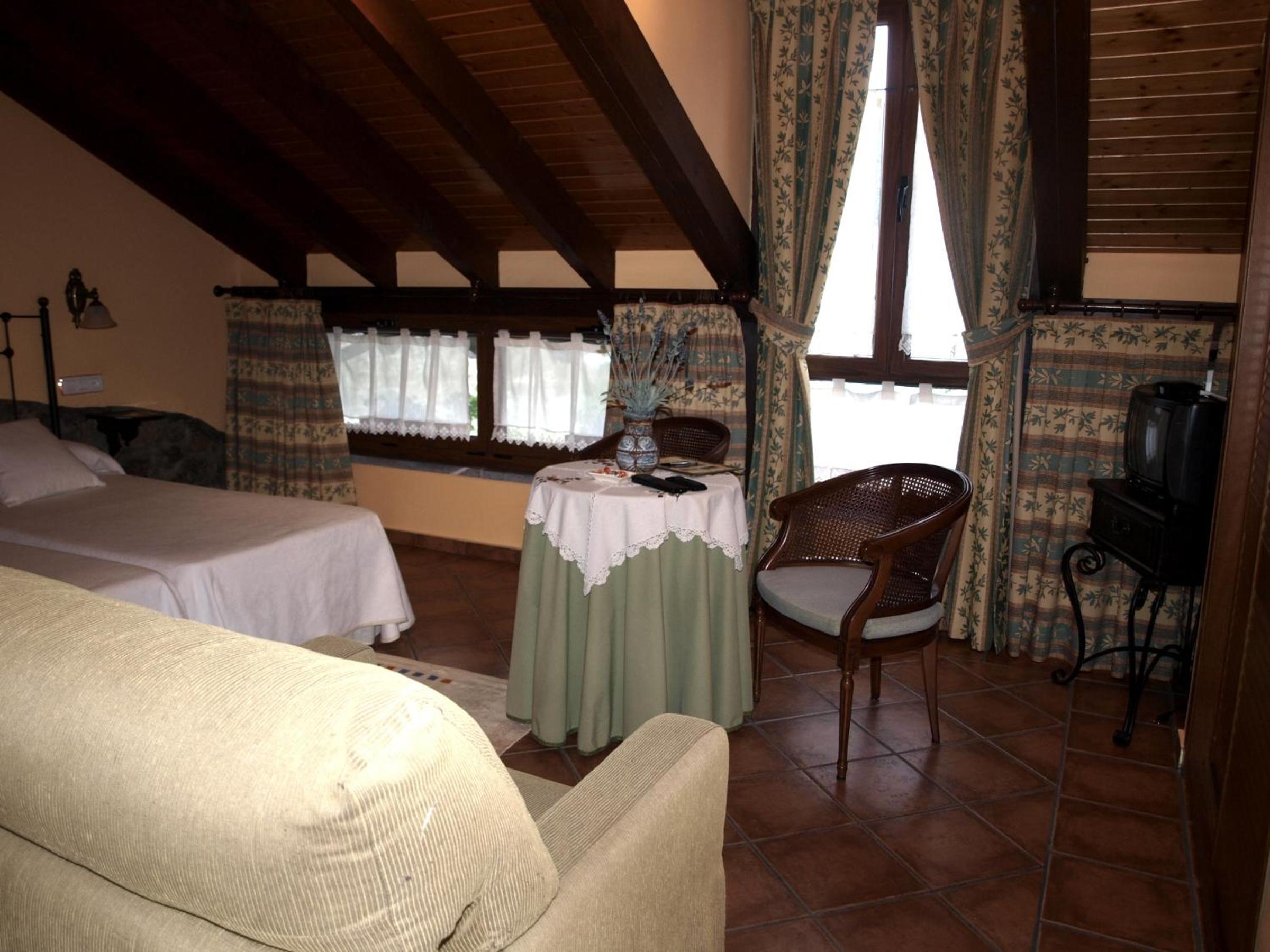 La Llobera Apartamentos