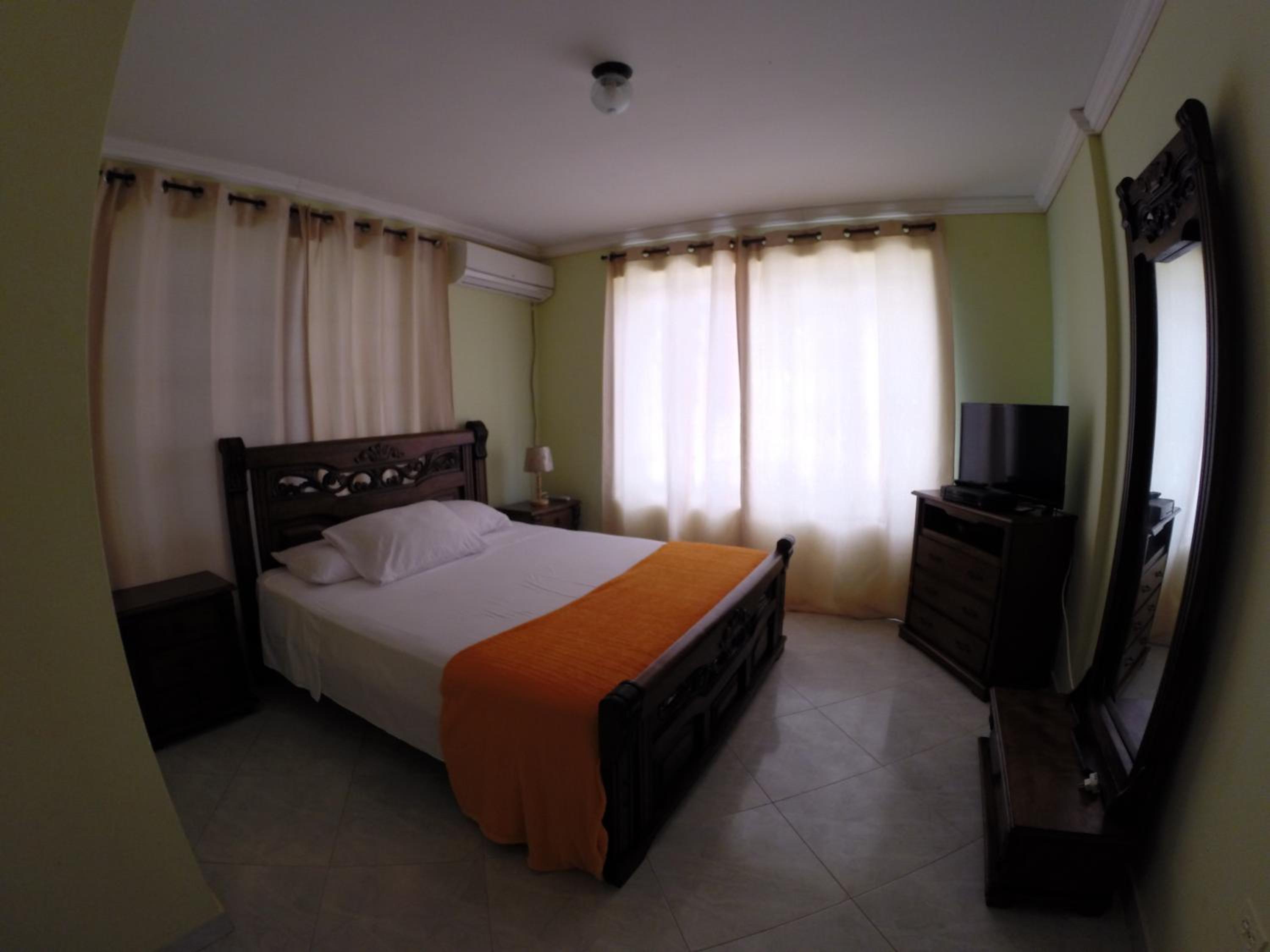 Zippy´s Sea View Apartments view 5