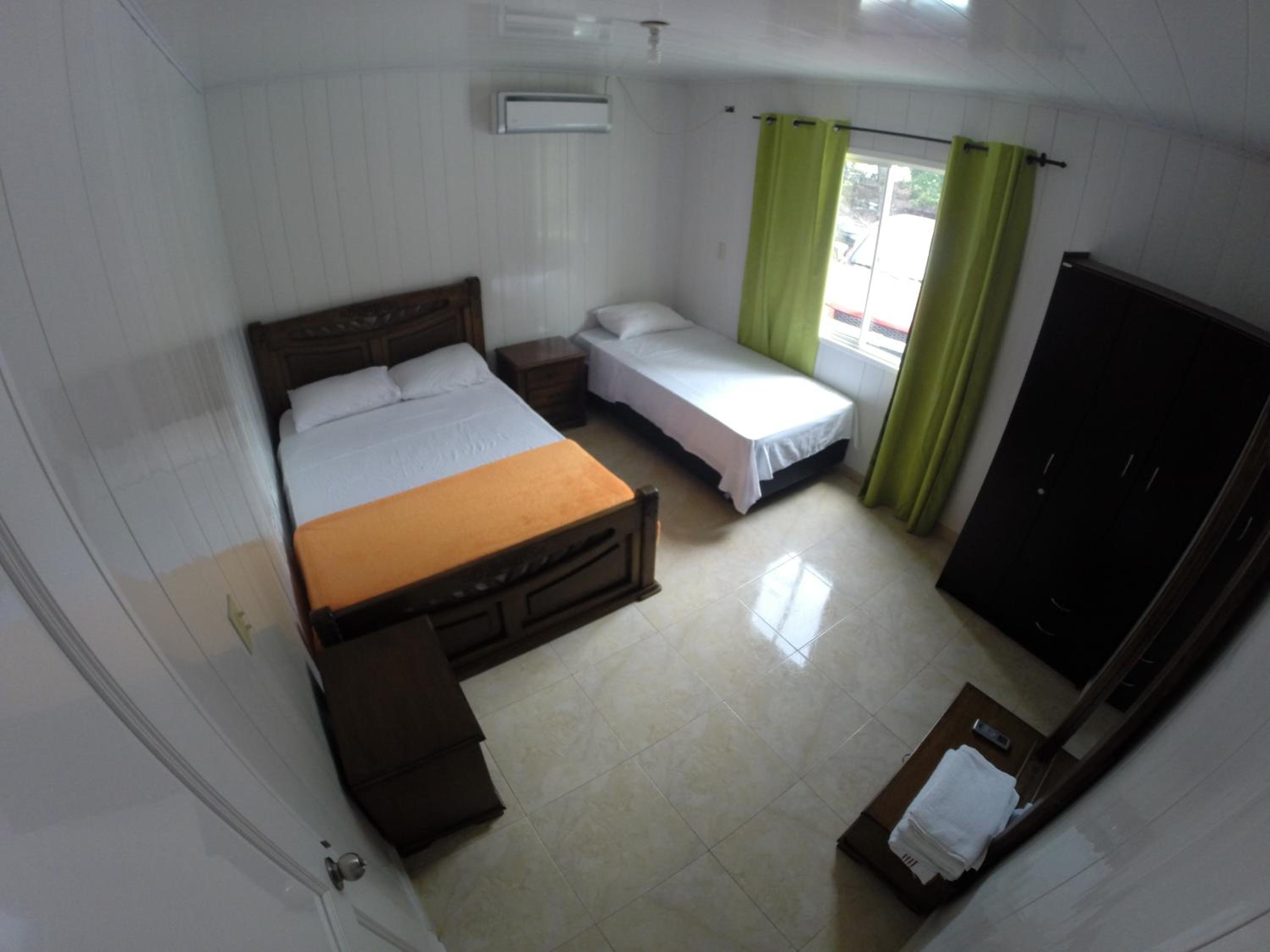 Zippy´s Sea View Apartments view 2