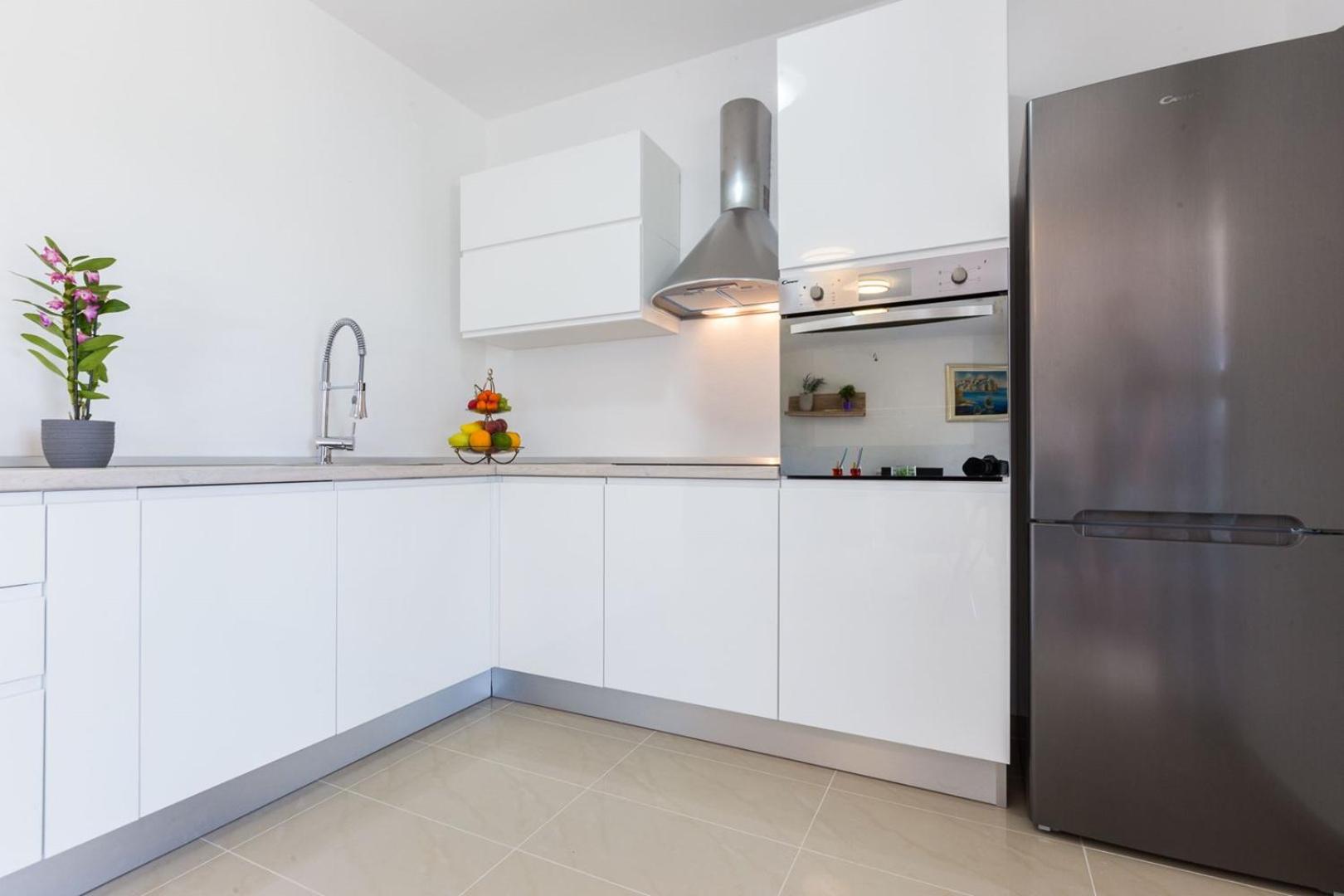 Topalli Apartments