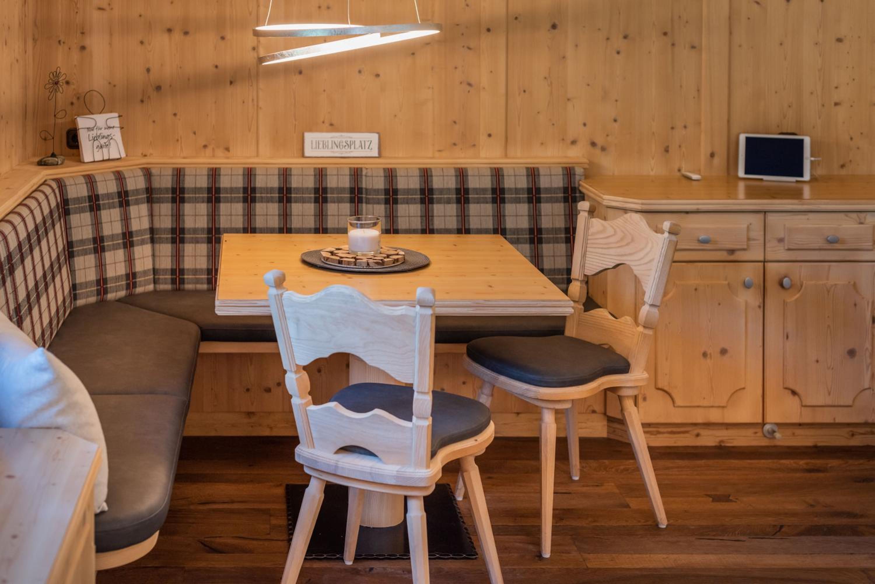Viktoria Lodges