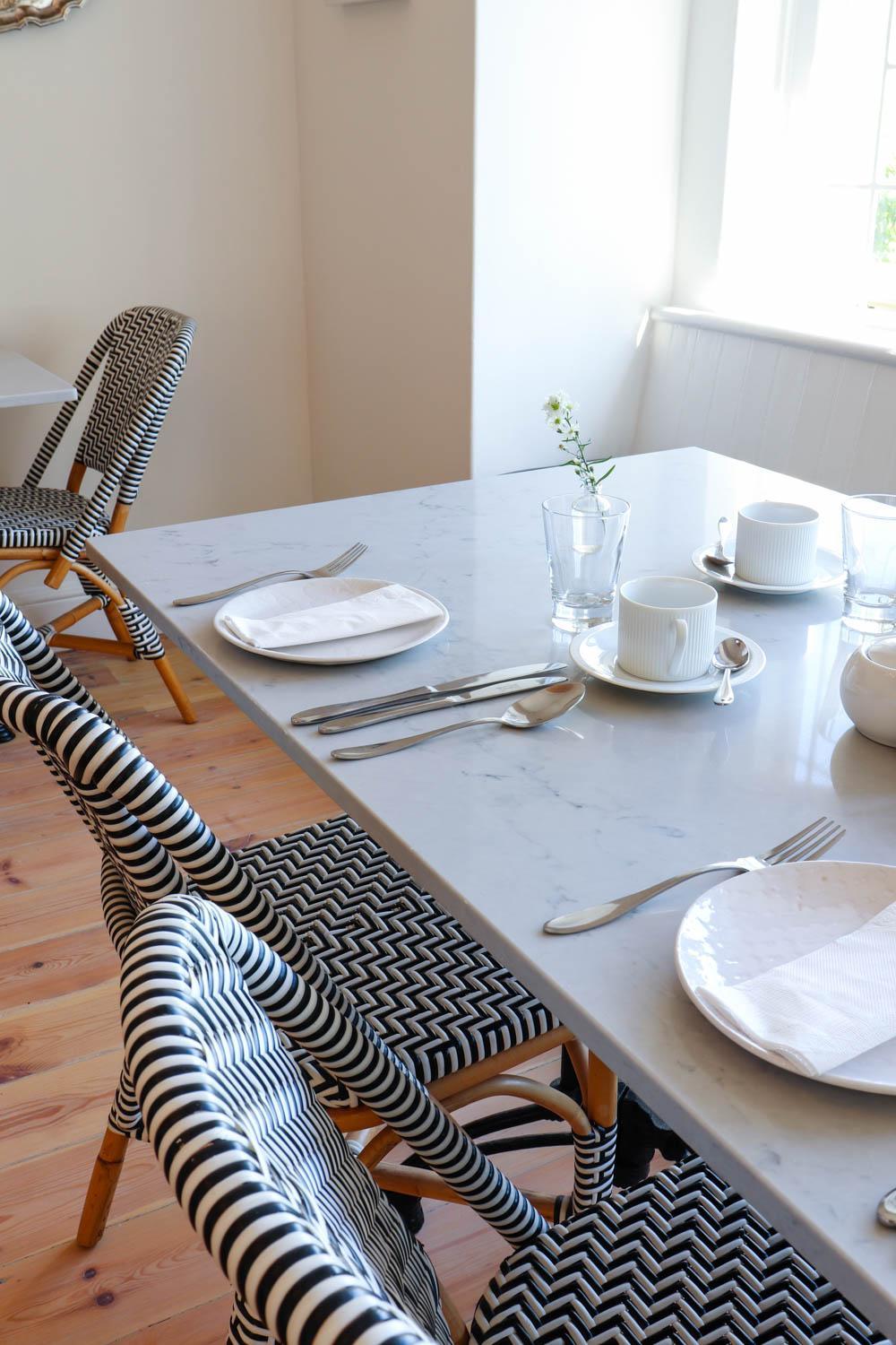 Whispering Oaks Guest House