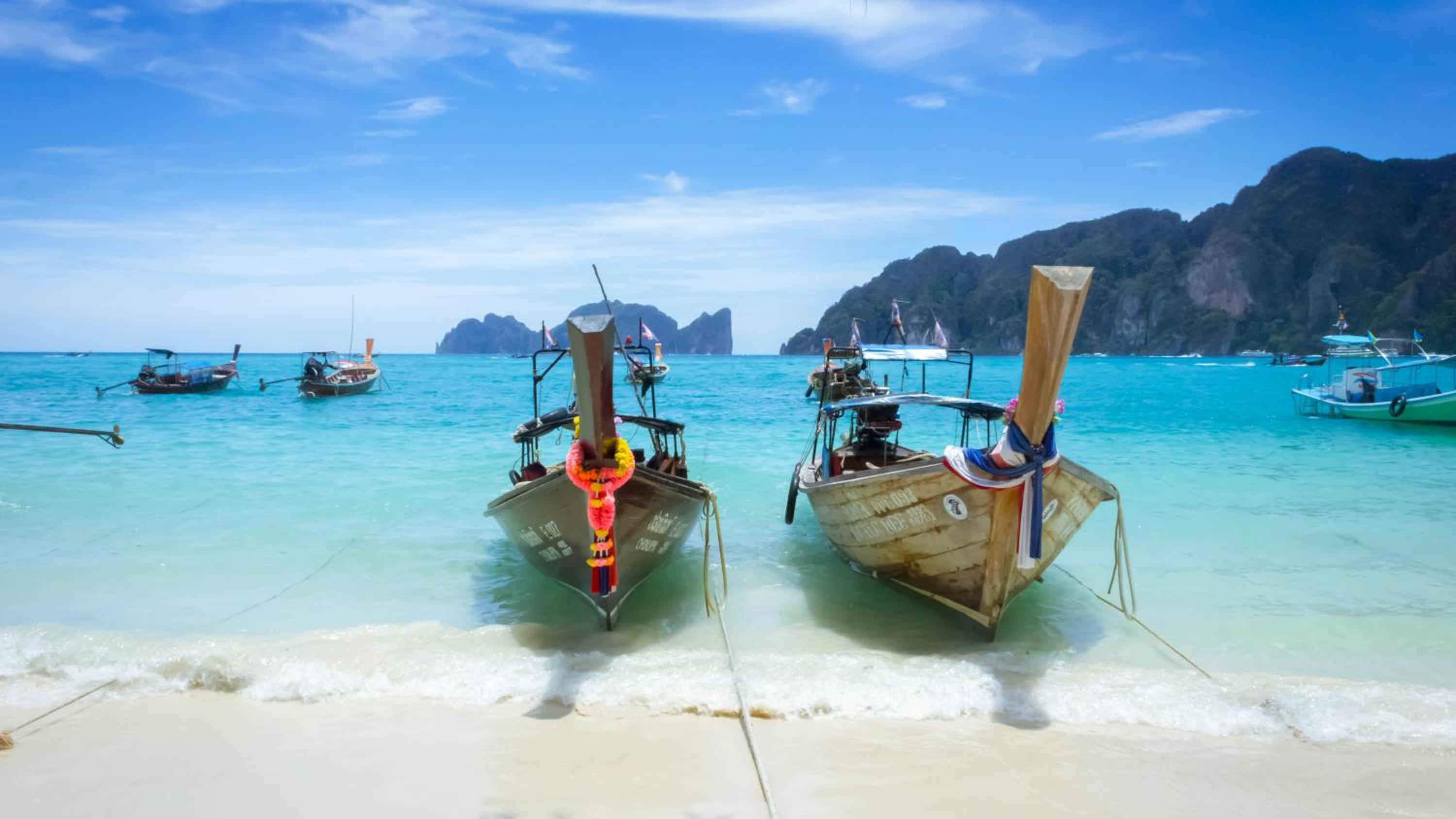 Phi Phi Andaman Beach Resort - Курорт Фи-Фи Андаман на пляже — photo 2
