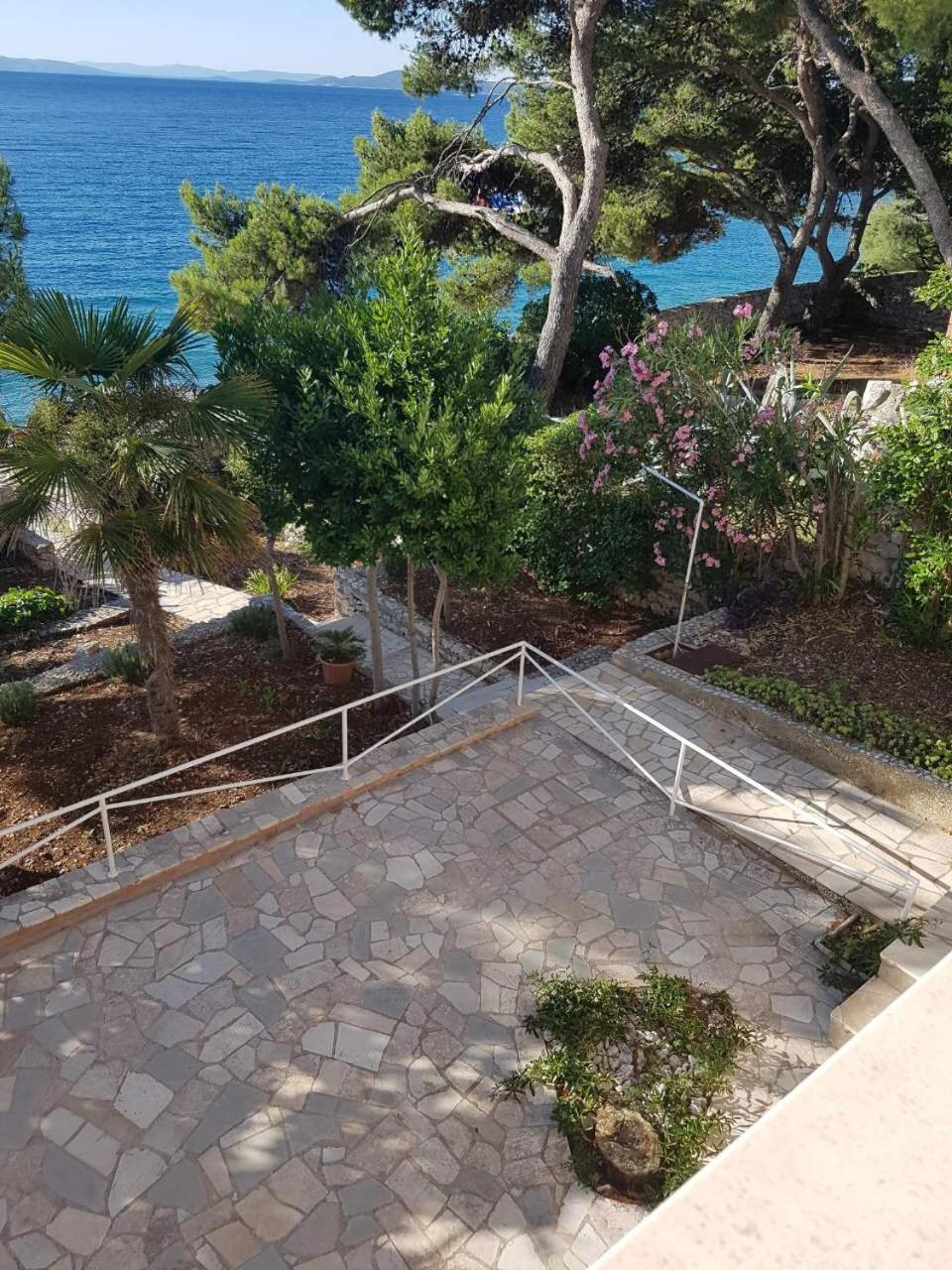 Seaside Apartments view 5