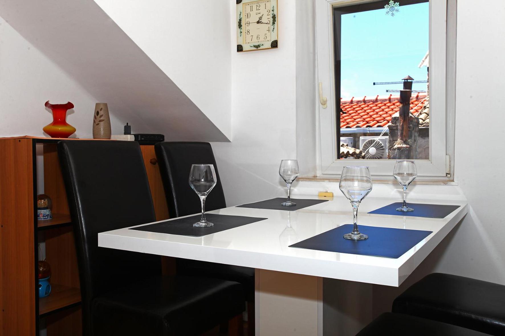 Apartment Lea view 2