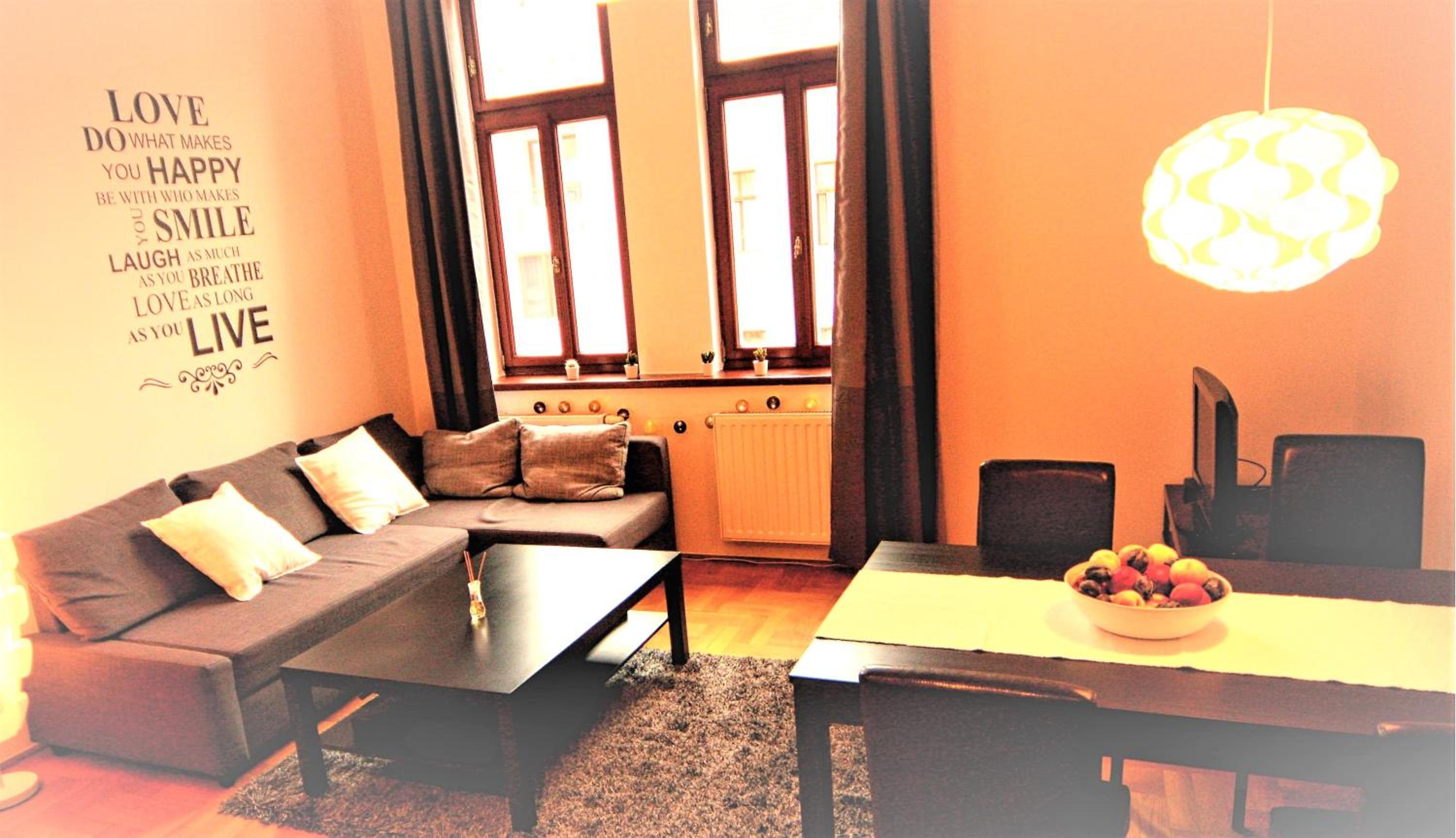 Gozsdu Apartment