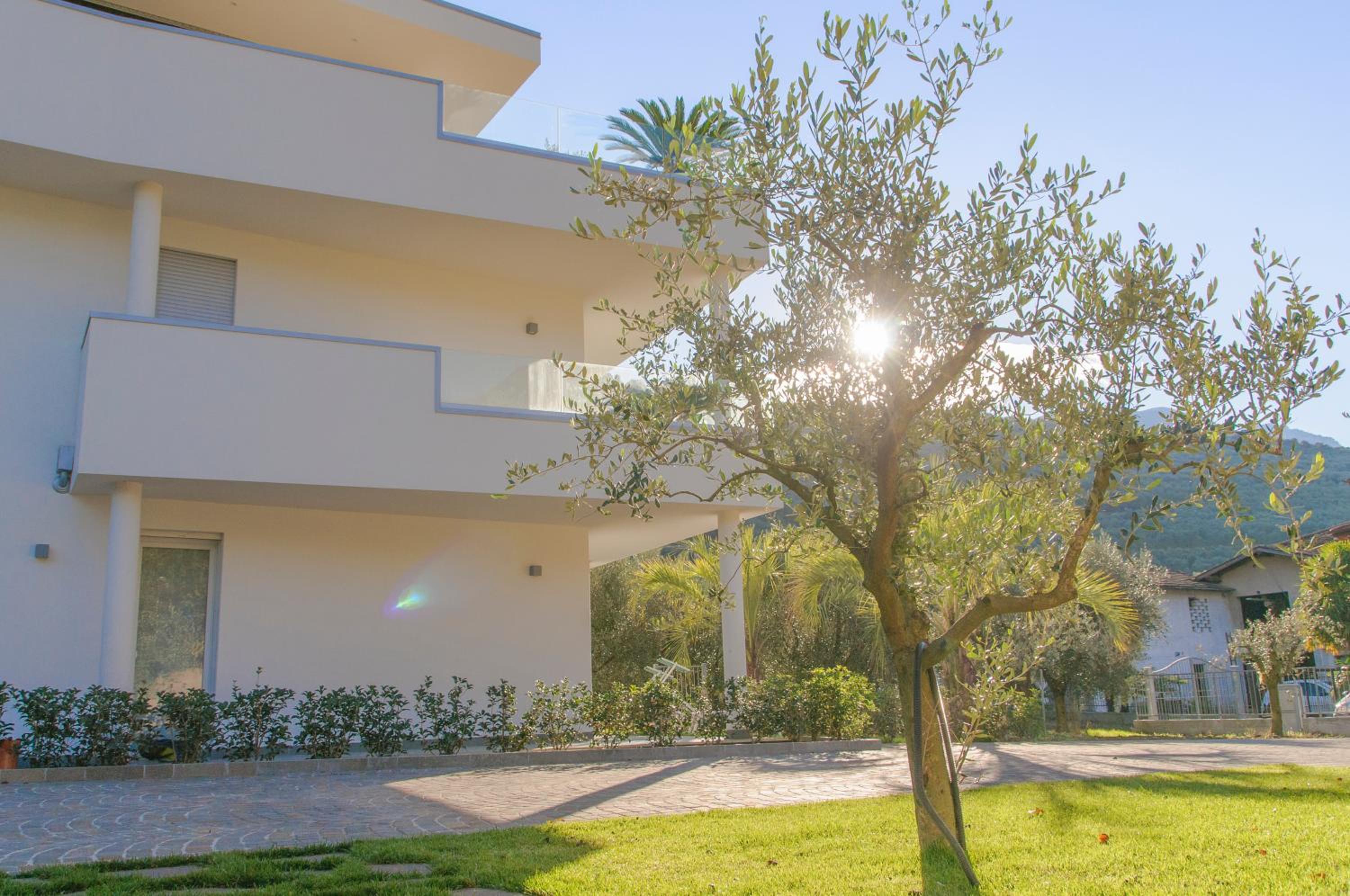 GARDA LIVING APARTMENTS Riva del Garda photo 1