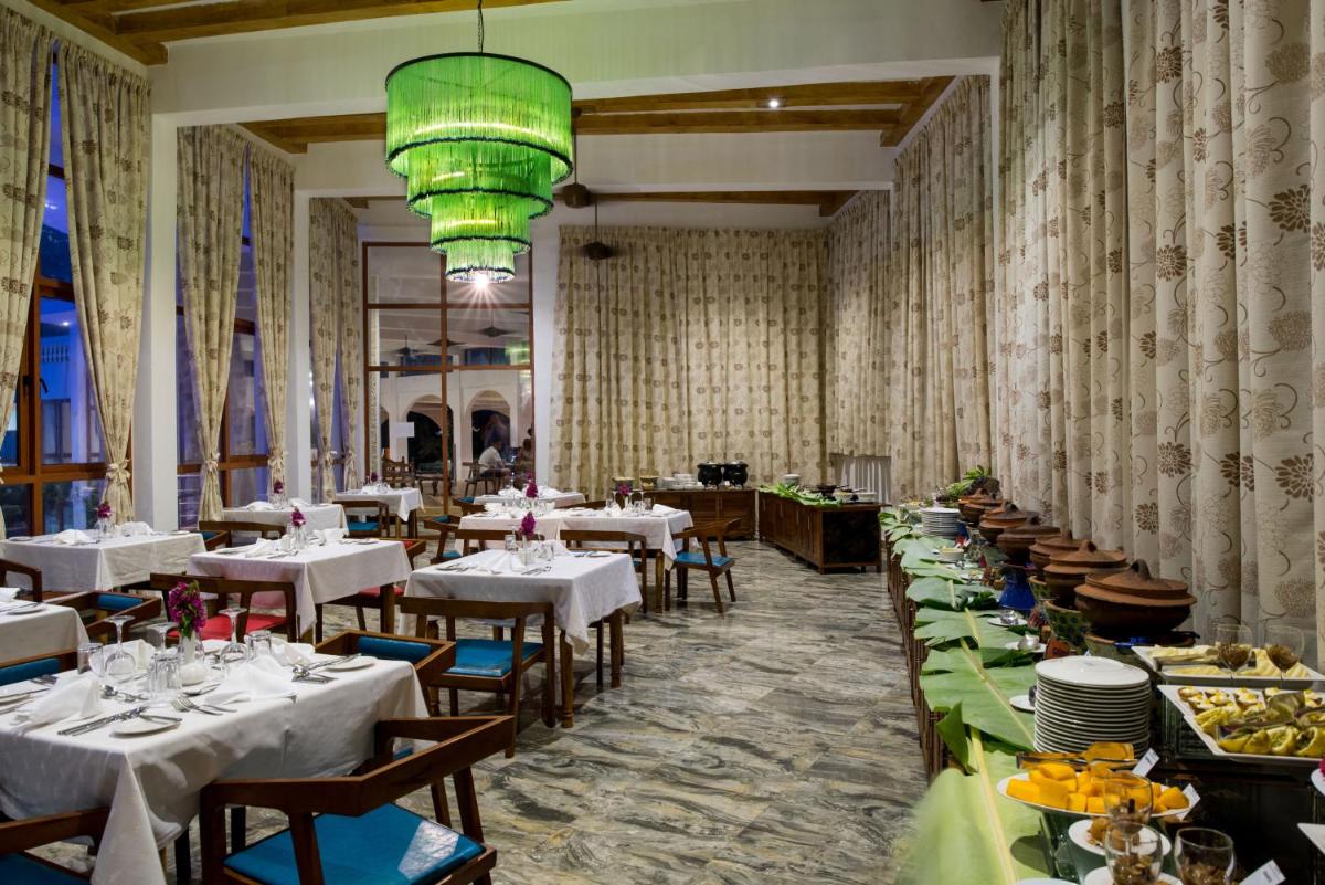 restaurant