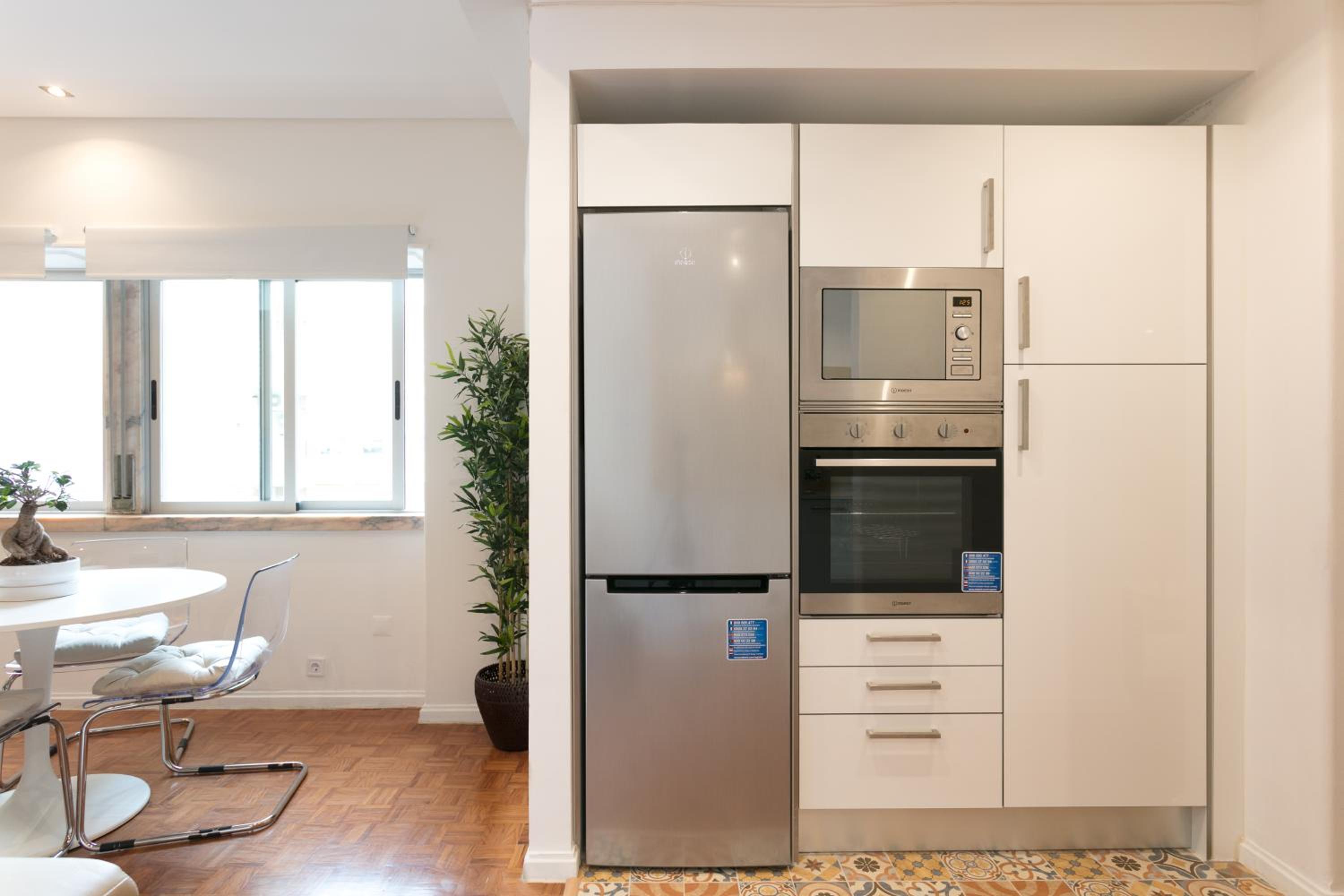 Your Lisbon Home - Duque de Palmela view 3