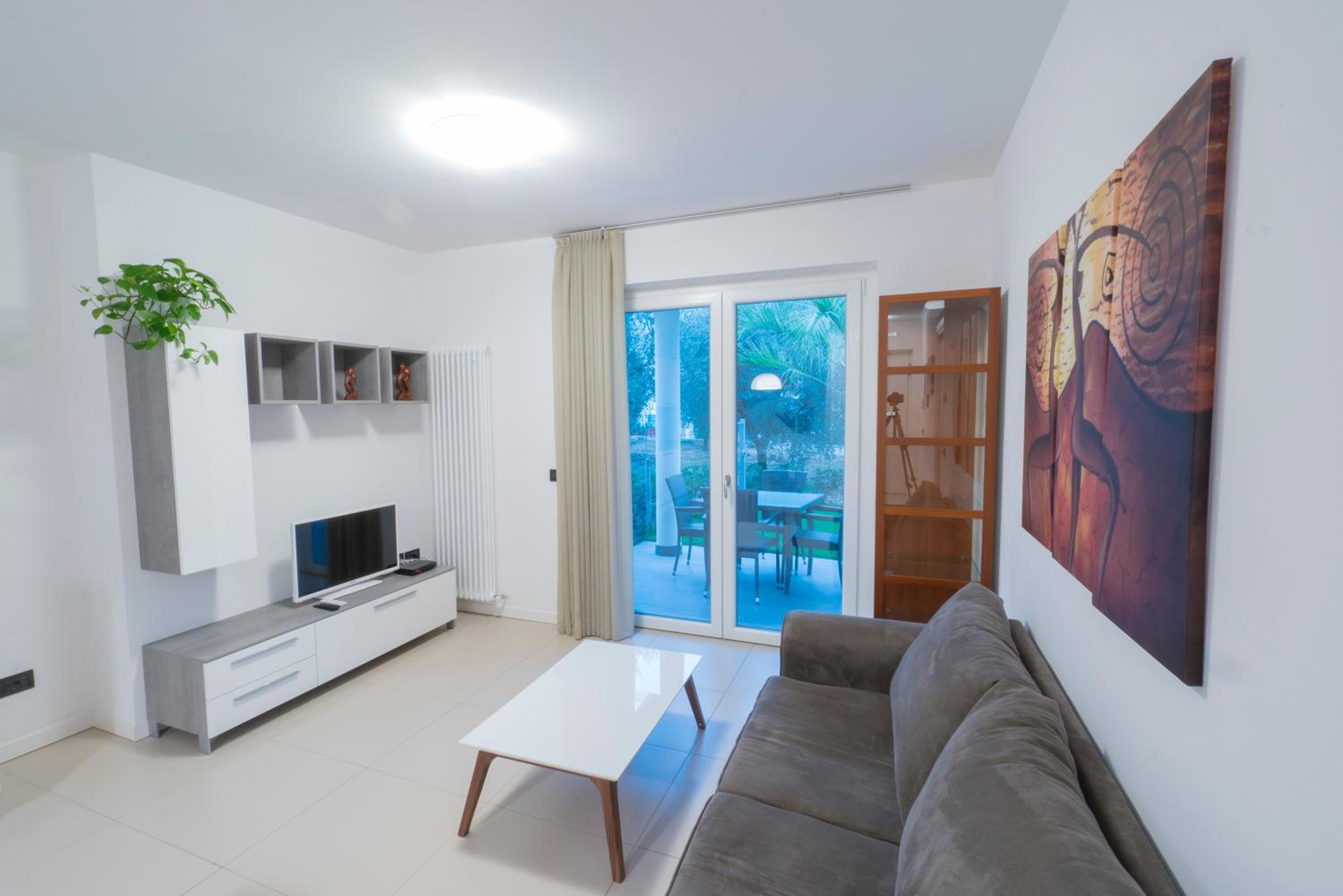 GARDA LIVING APARTMENTS Riva del Garda photo 3