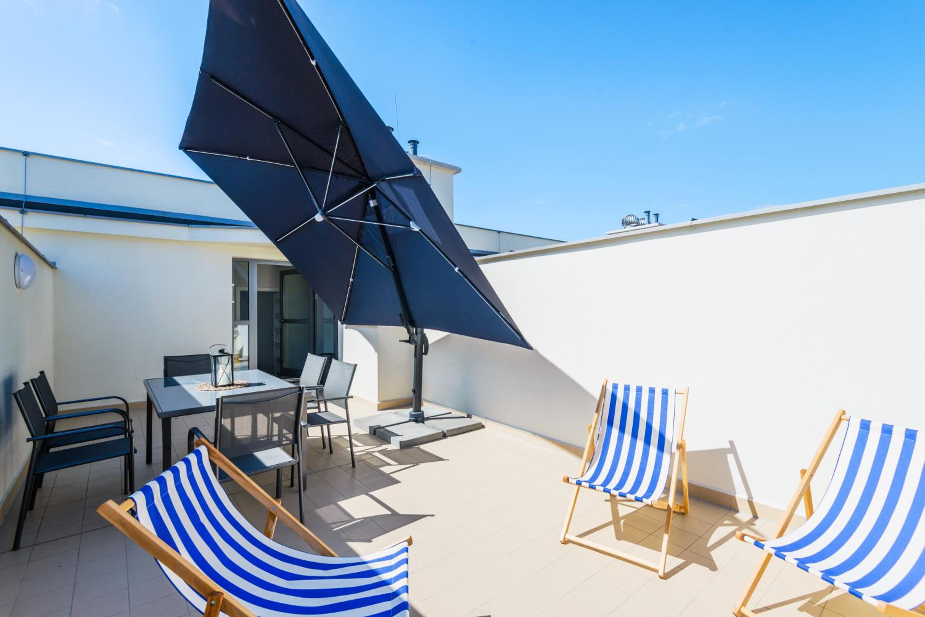 APARTAMENTY MIERZEJA -OSIEDLE BURSZTYNOWE, Jantar