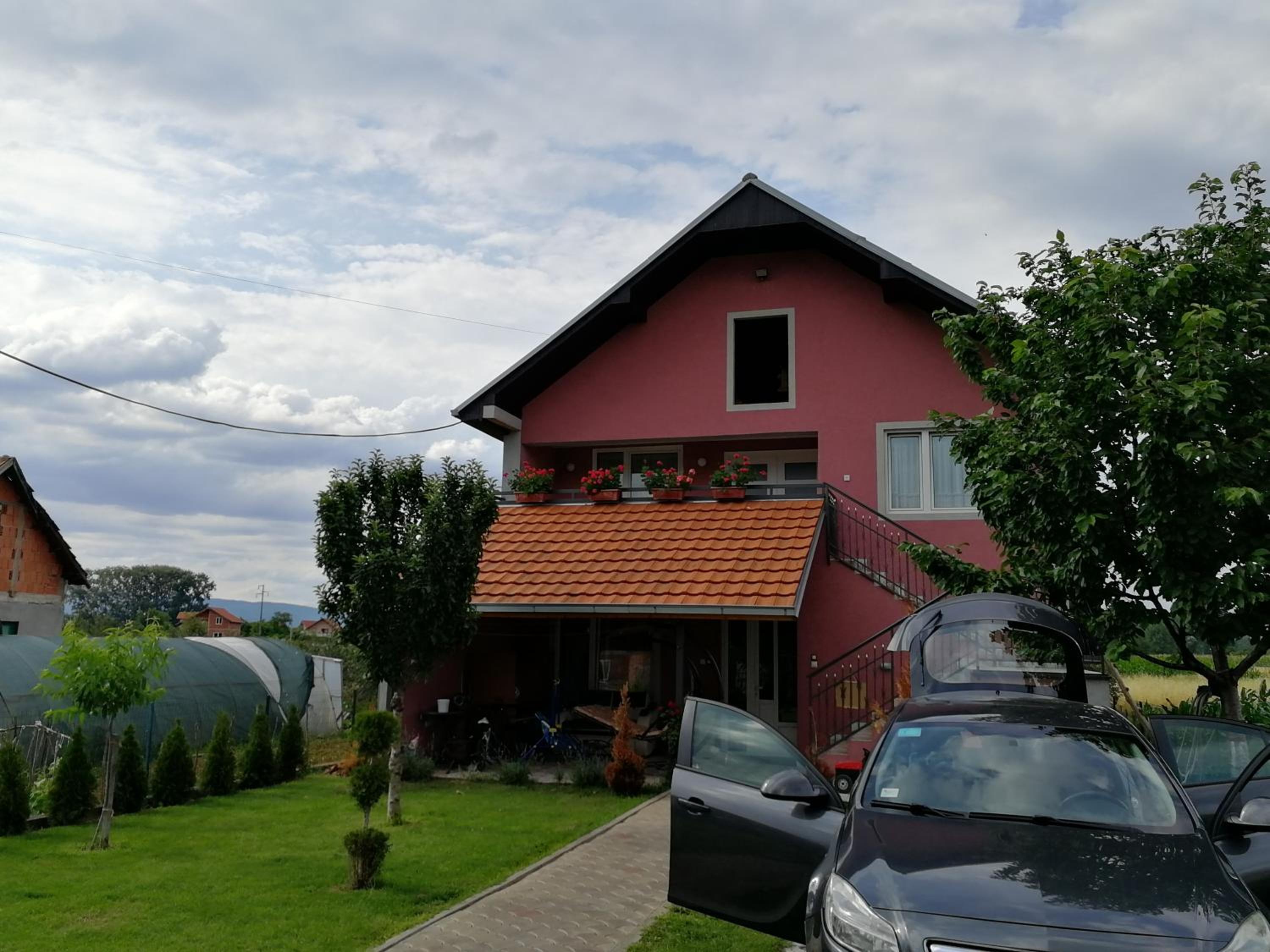 Photo 33