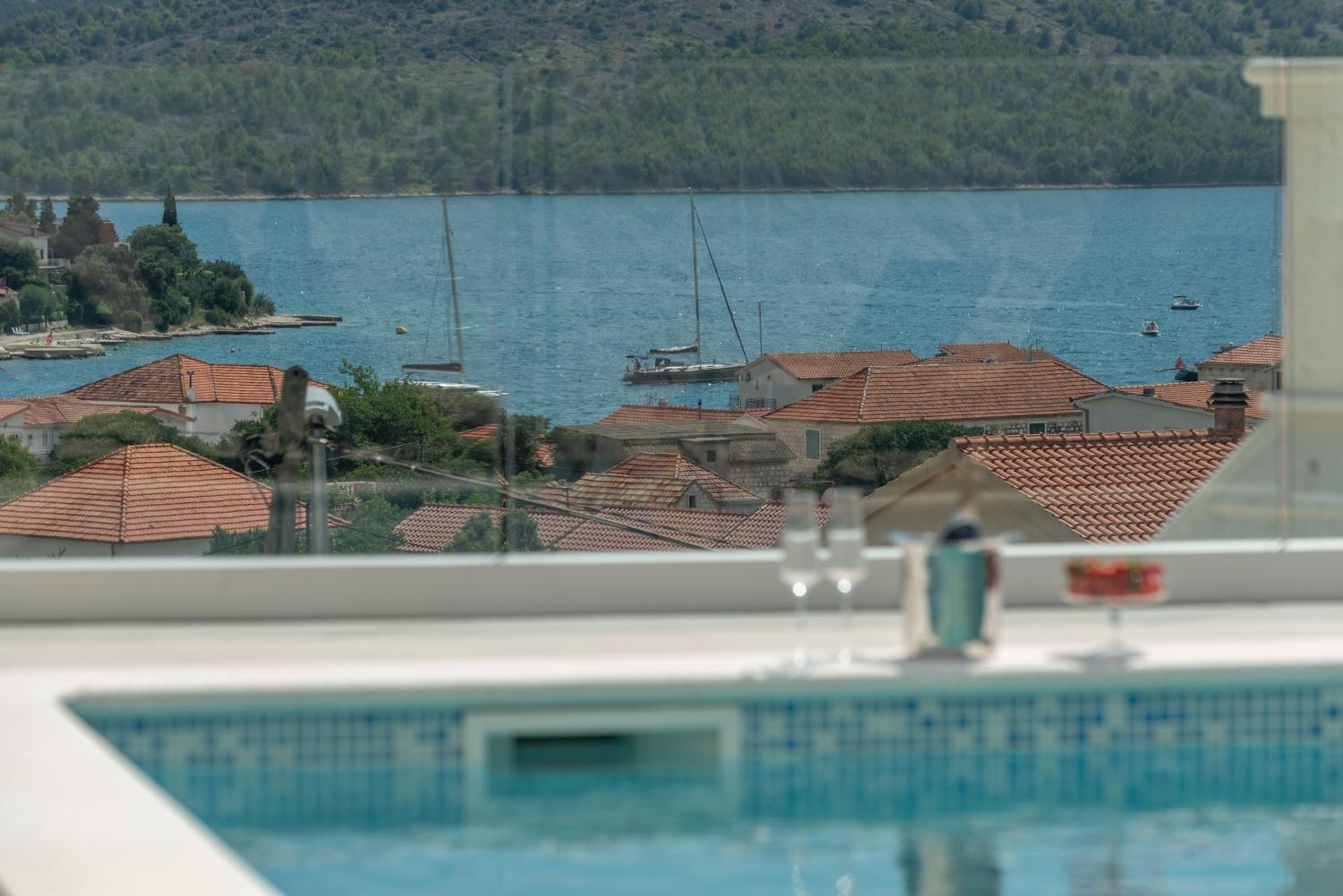 Apartments Villa Jelena view 4