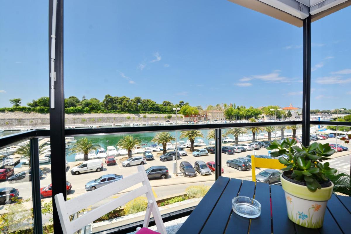 Spacious Premium Apt Lipotica with Oldtown view - Have a memorable holiday view 4