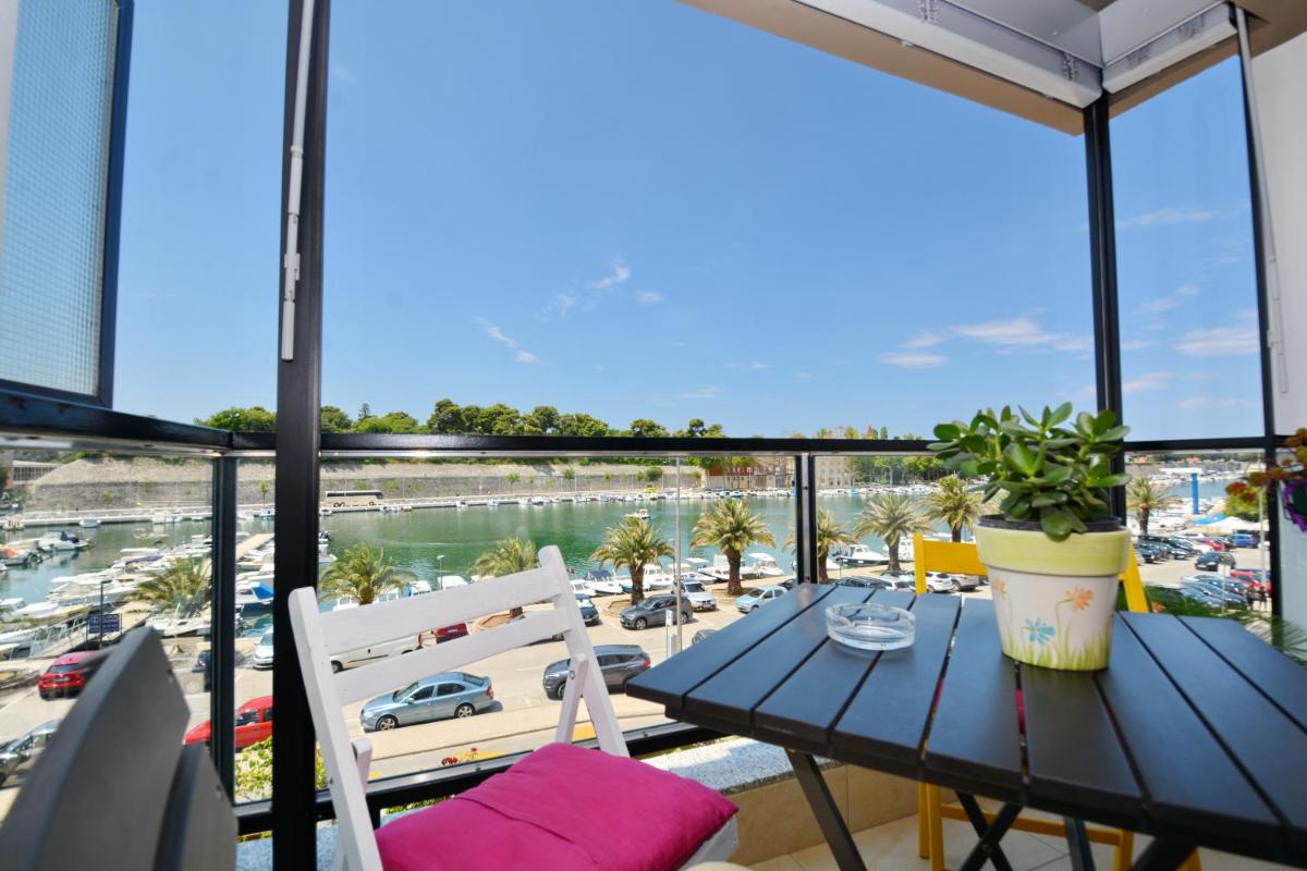 Spacious Premium Apt Lipotica with Oldtown view - Have a memorable holiday view 5