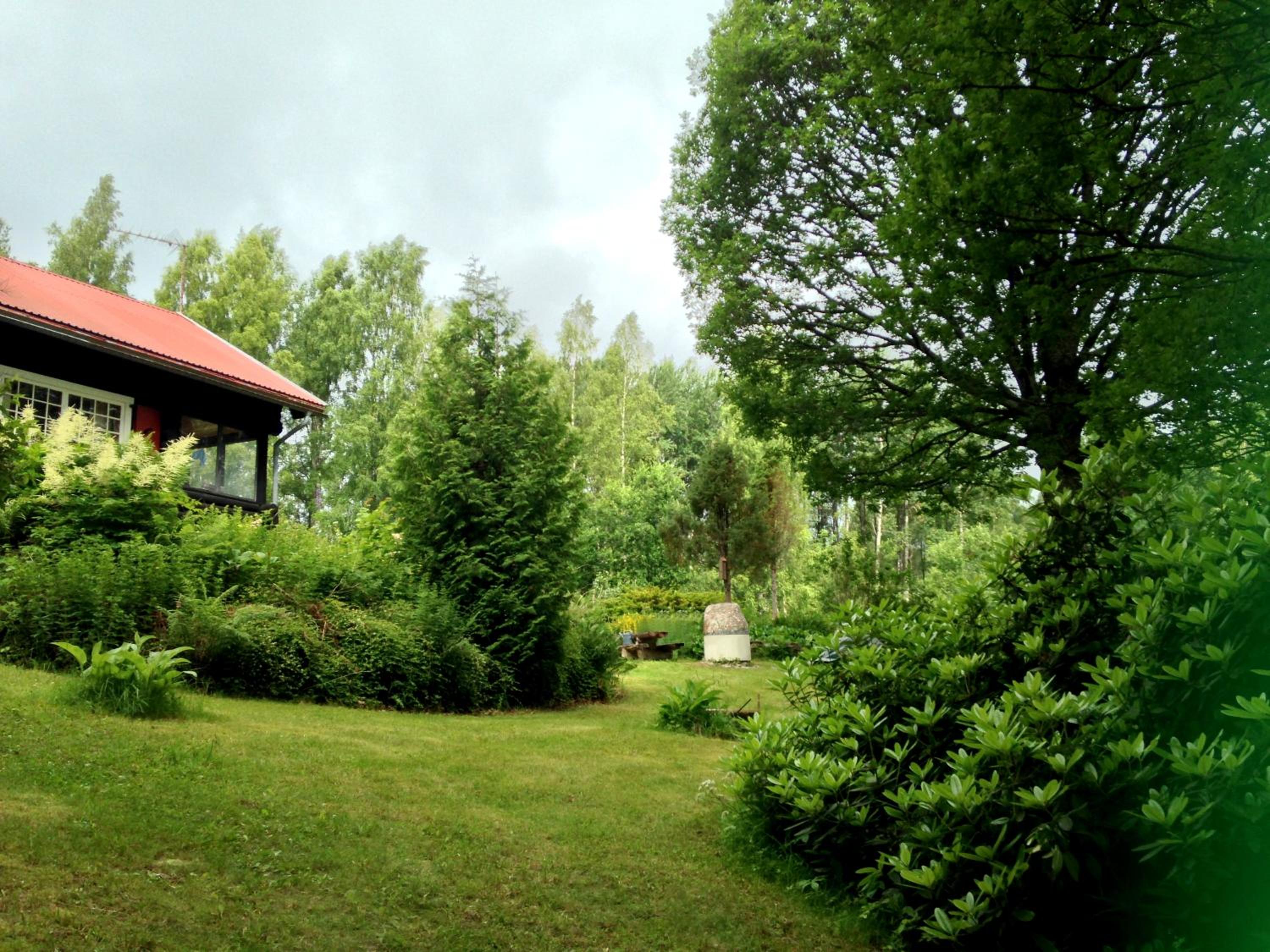 Rabens Cottage view 2