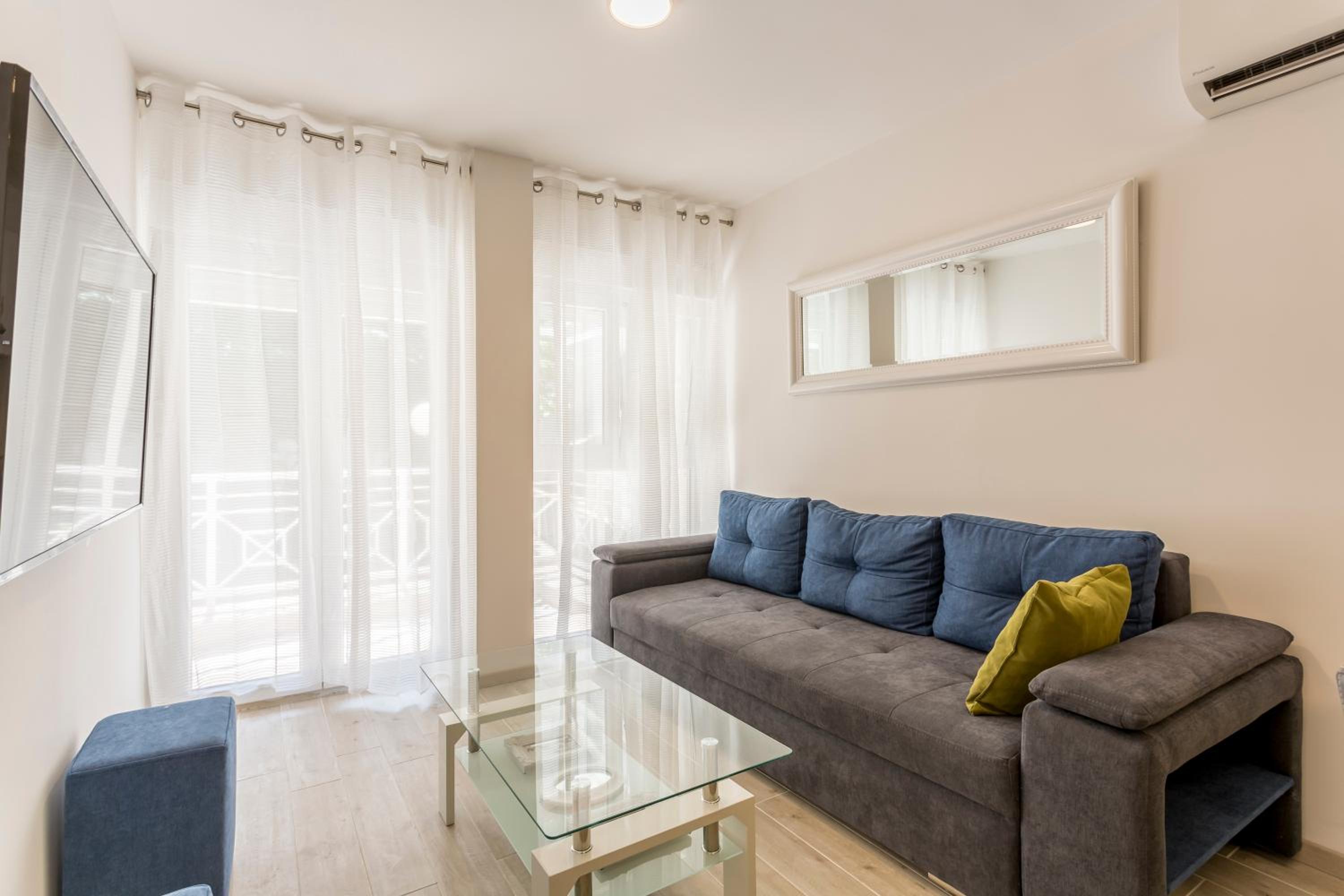 Apartments Luce and Antonio view 5