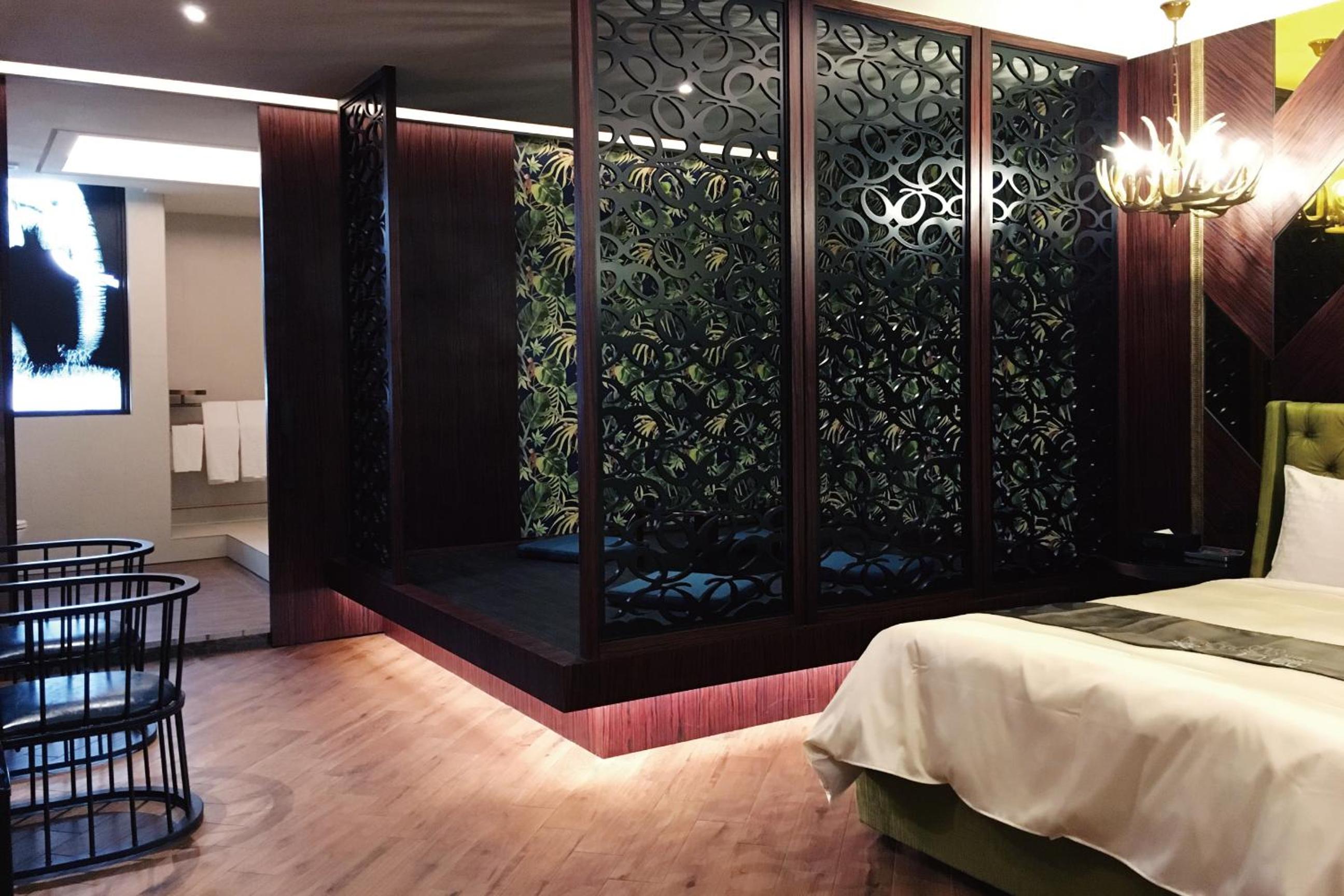 Icolour Villa Motel