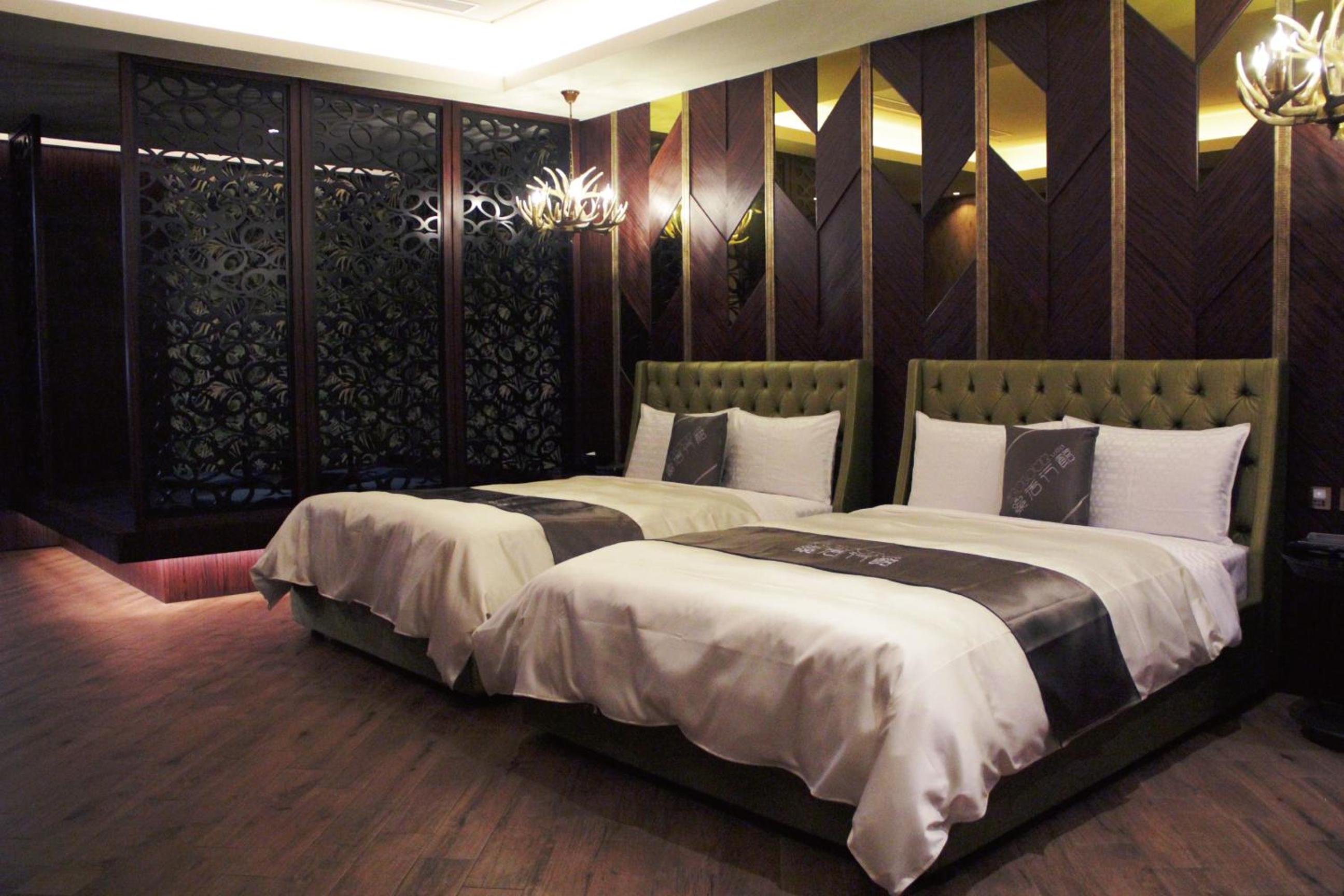 Icolour Villa Motel