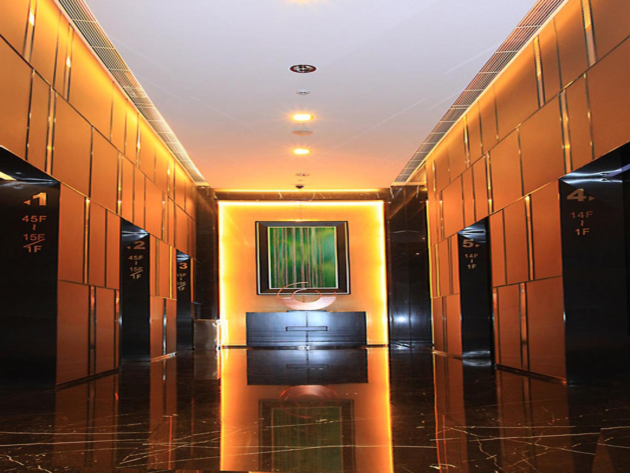HeeFun Apartment GZ -Poly World Trading Center
