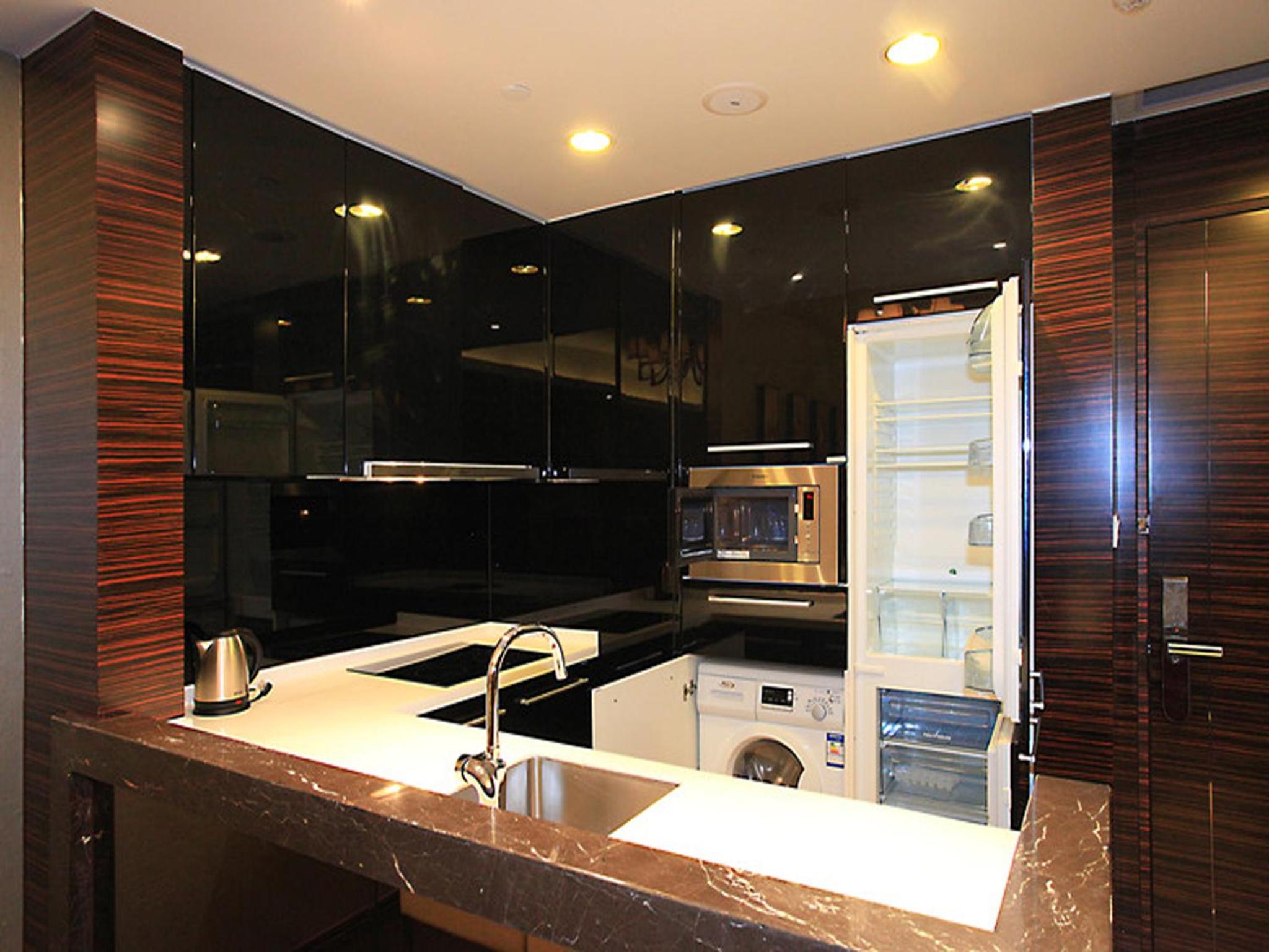 HeeFun Apartment GZ -Poly World Trading Center