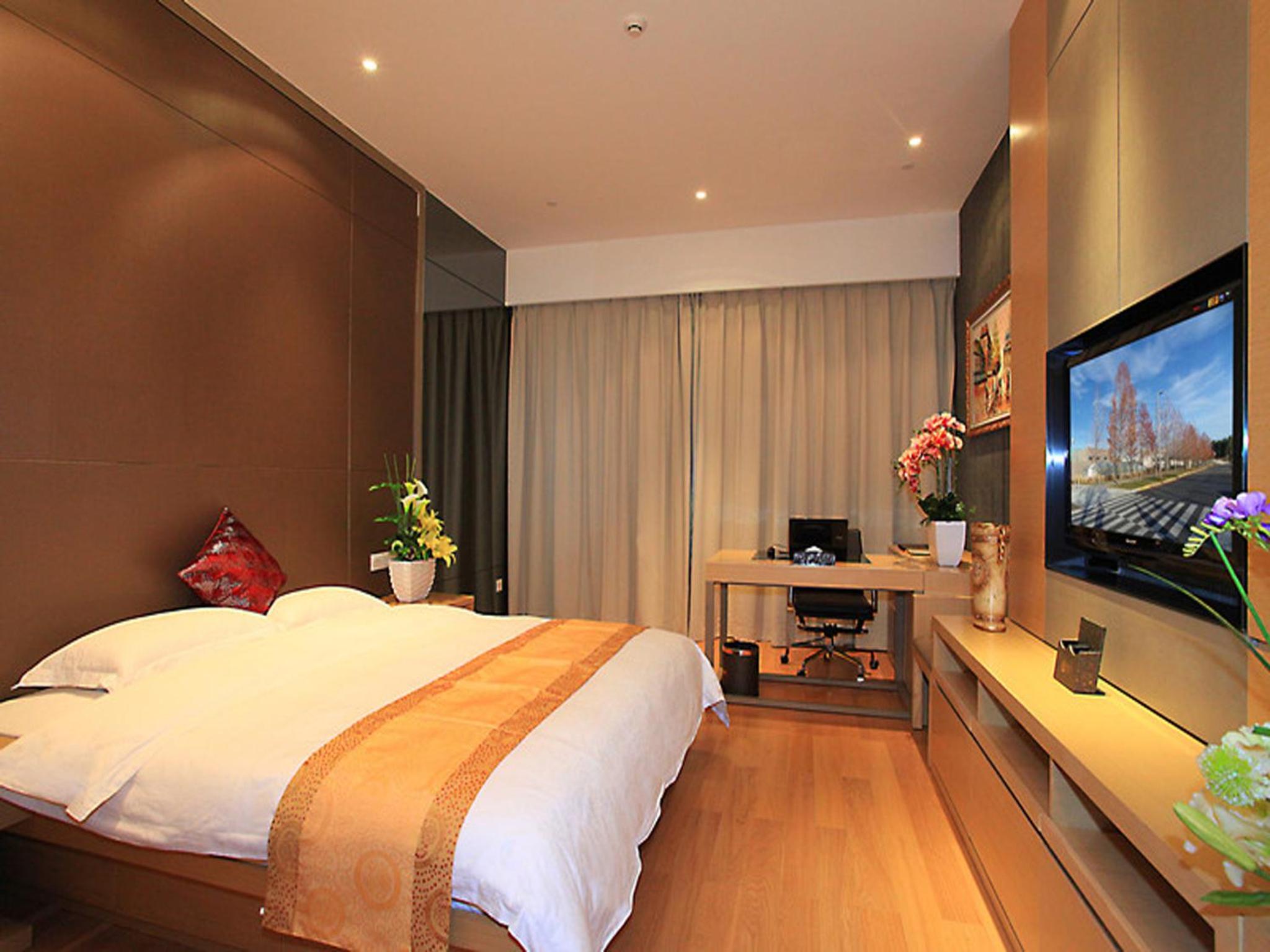 HeeFun Apartment GZ -Poly World Trading Center
