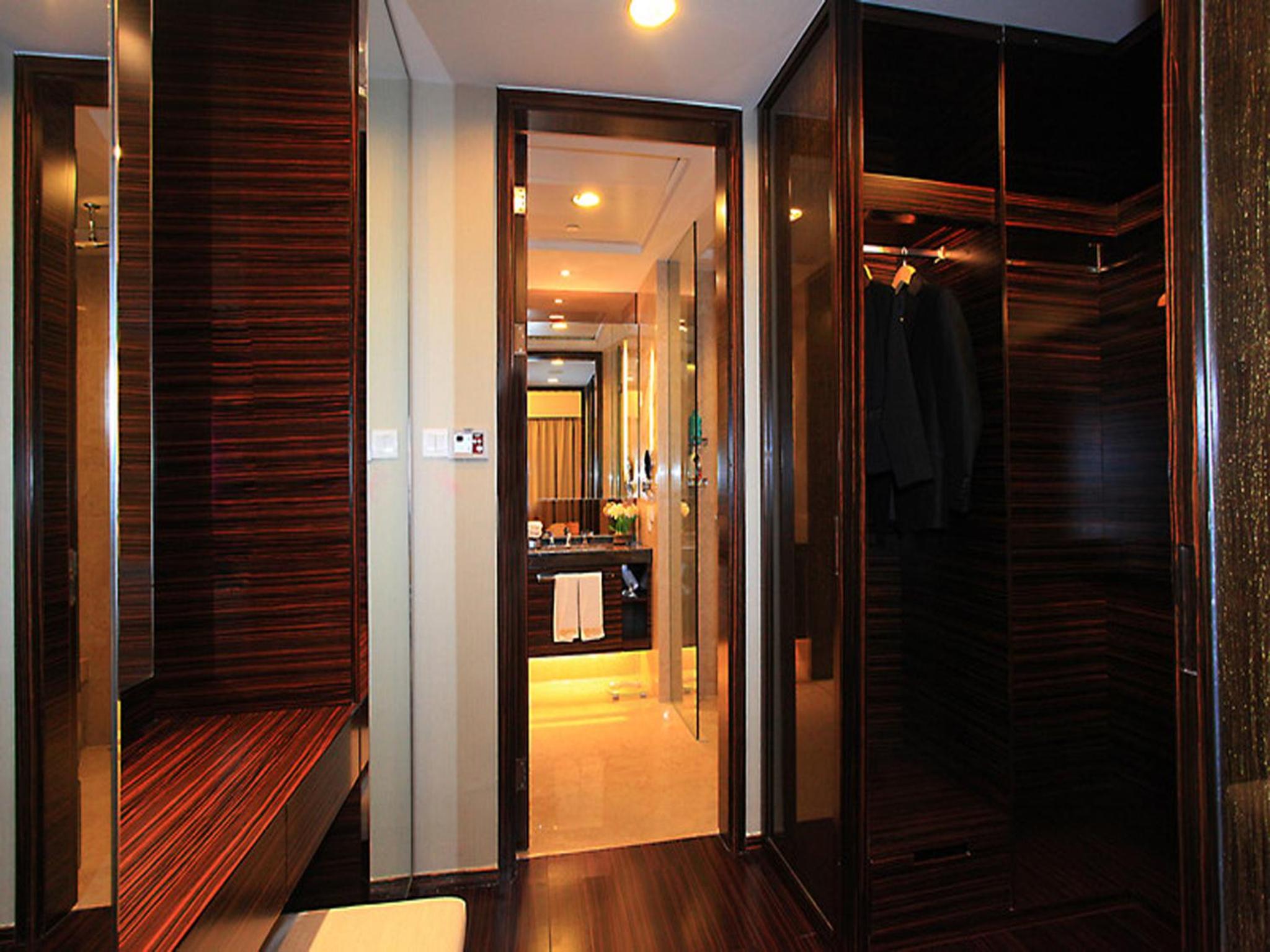 HeeFun Apartment GZ -Poly World Trading Center