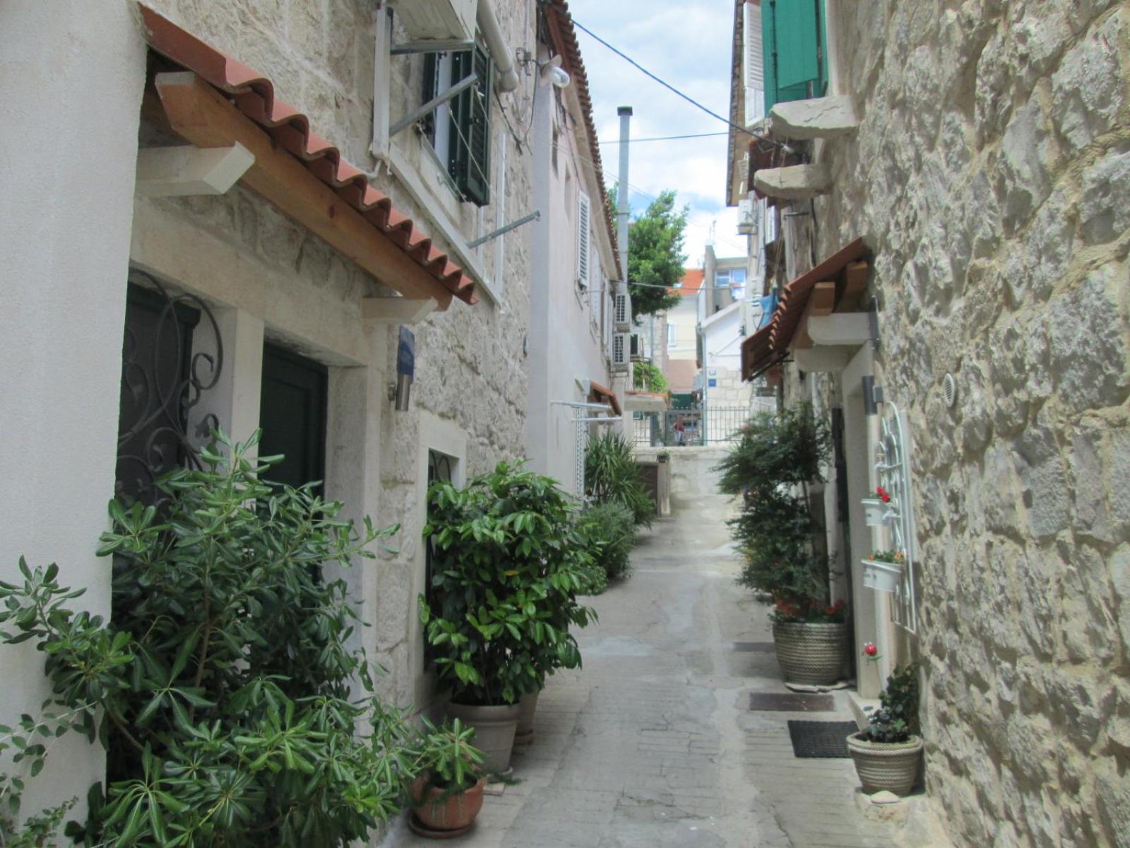 Rm Antonio on Dumanica St - En-suite Rm 5 min to the Old Town of Split view 2