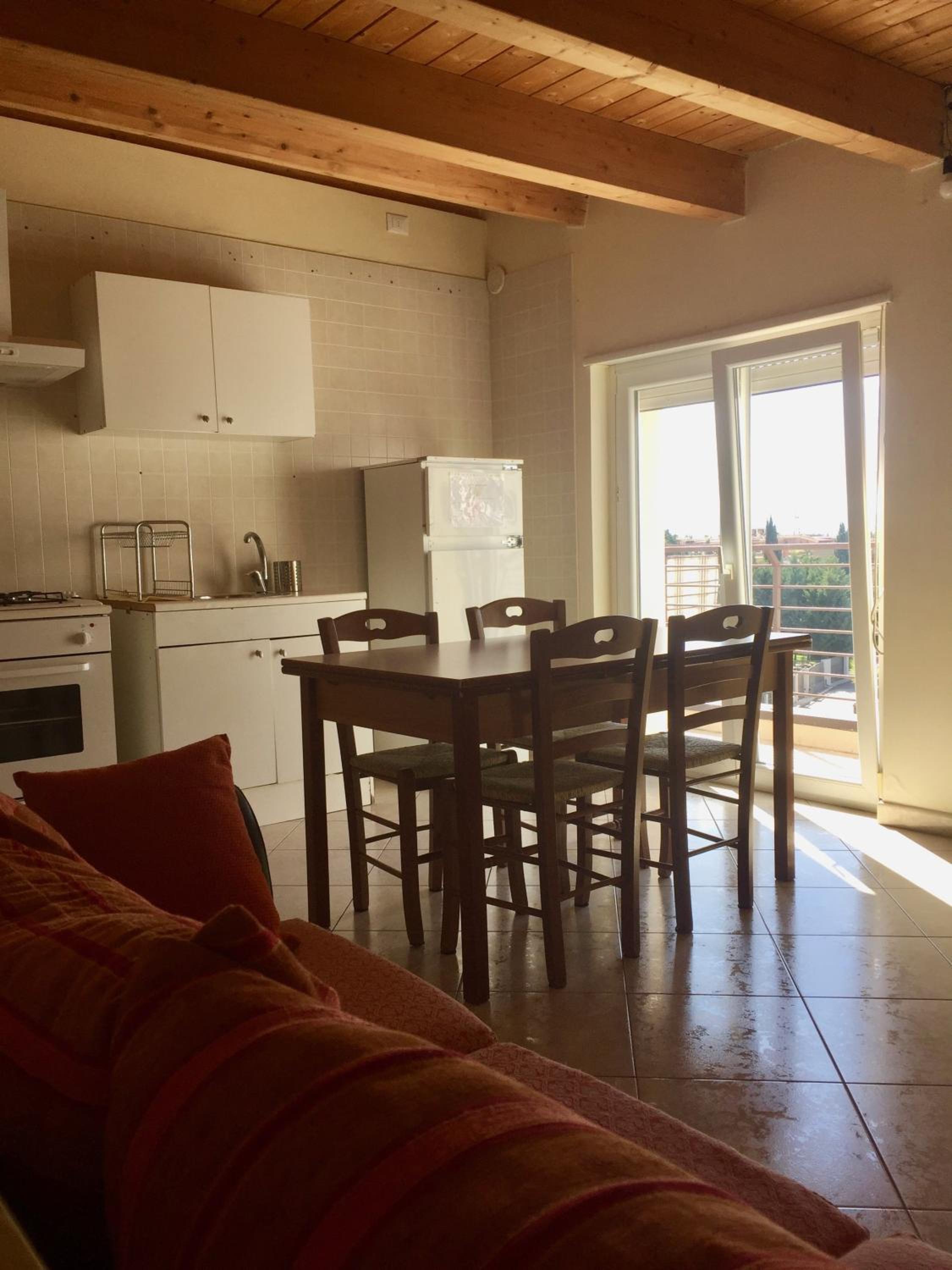City Break en San Severo — kitchen