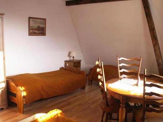 Photo 33