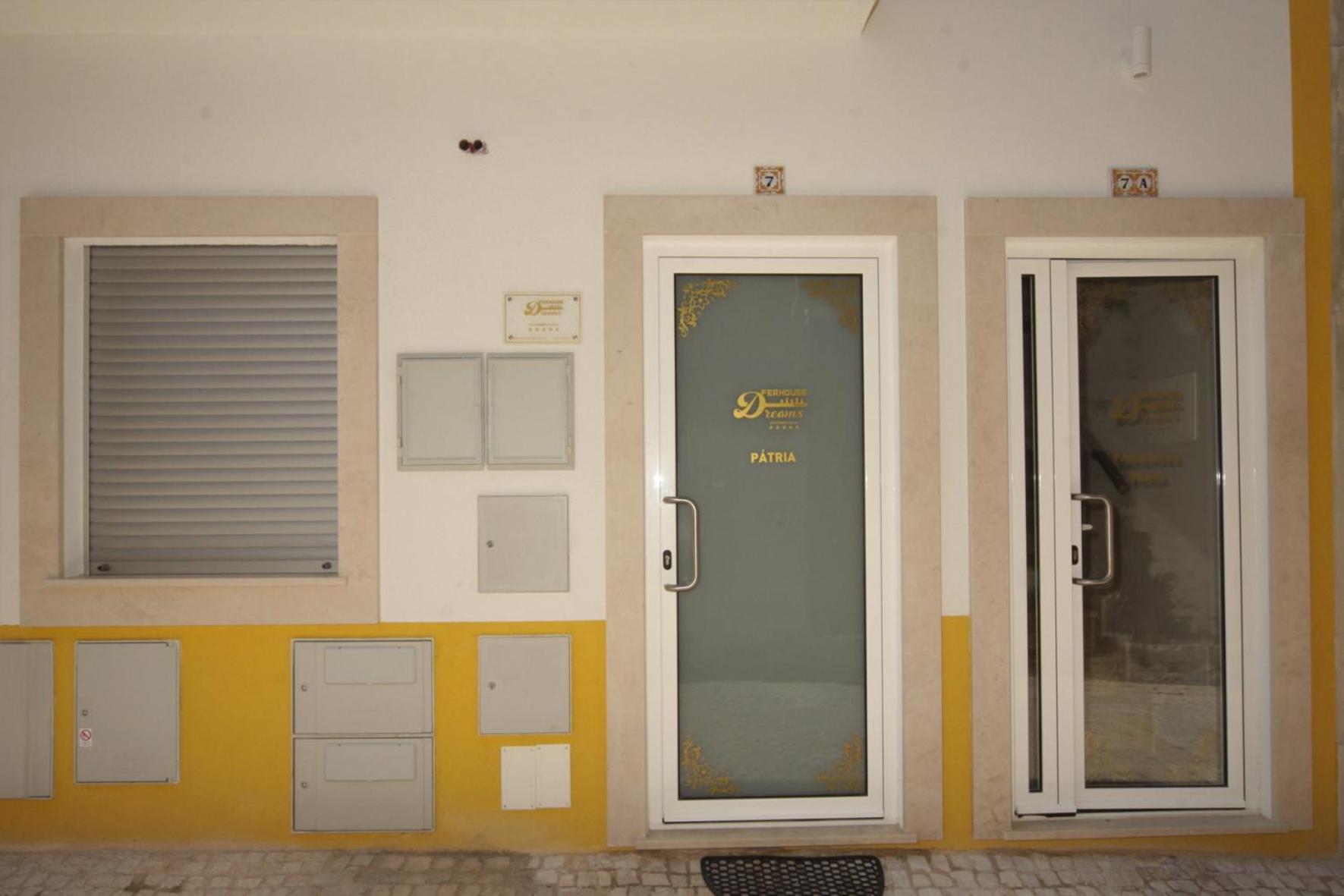 FerhouseDreams-Praia view 2