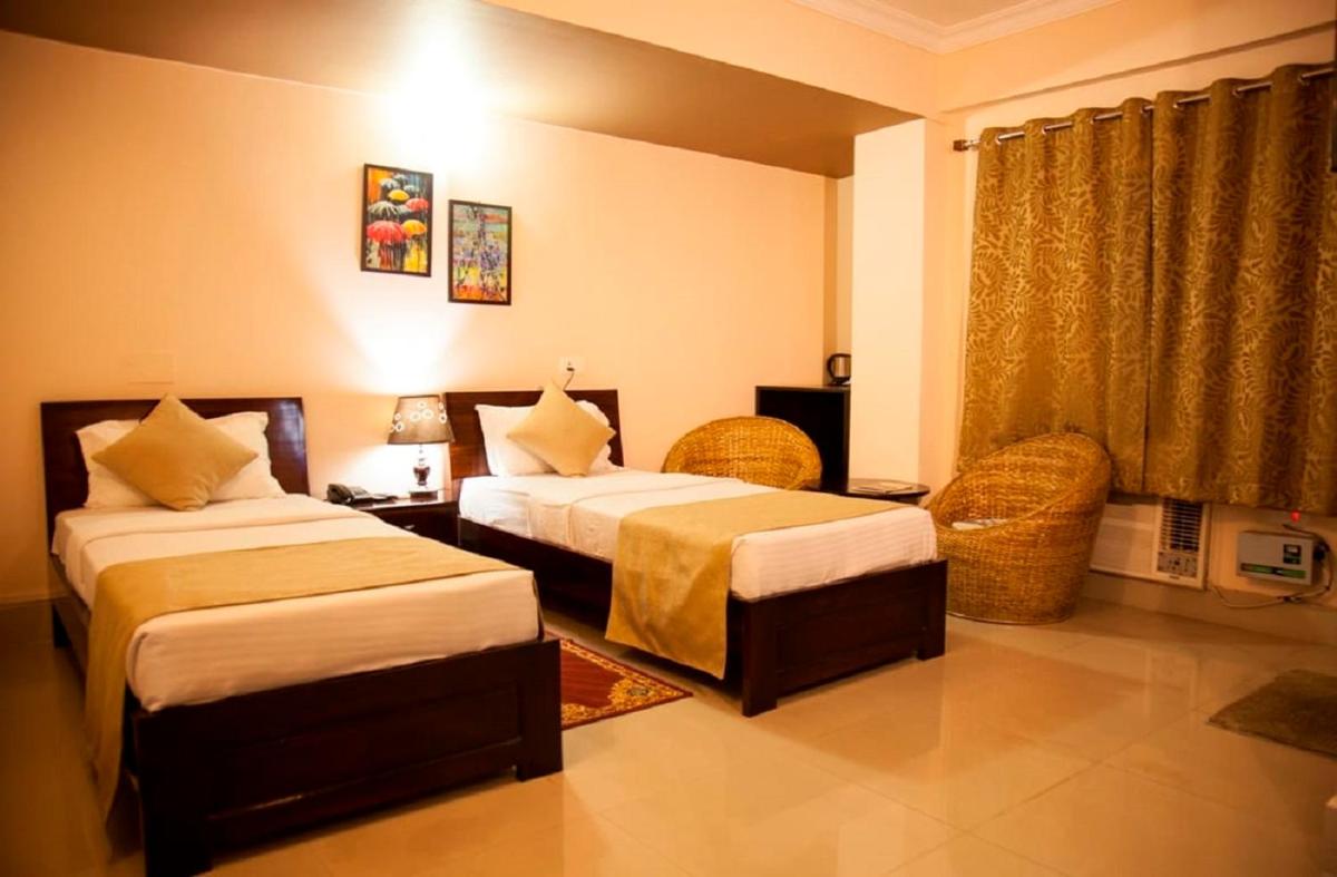 hotel room