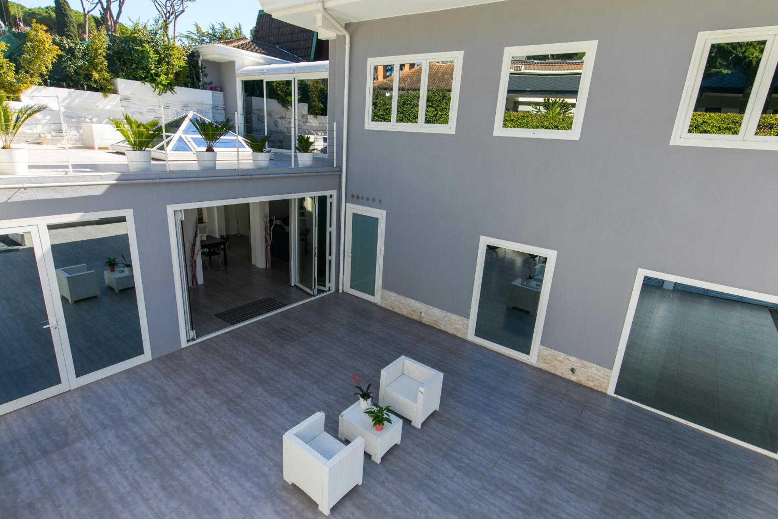 Niclas Luxury Apartments EUR