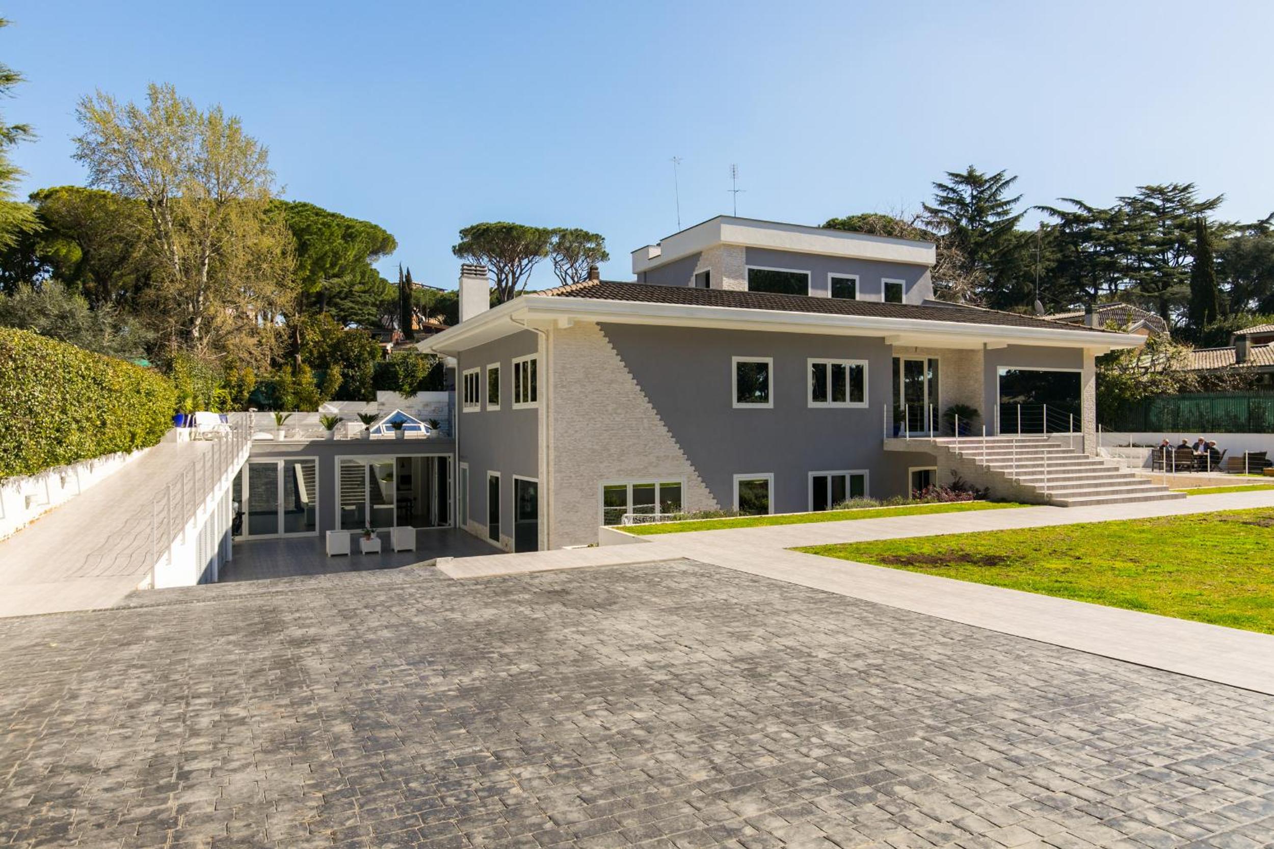 Niclas Luxury Apartments EUR